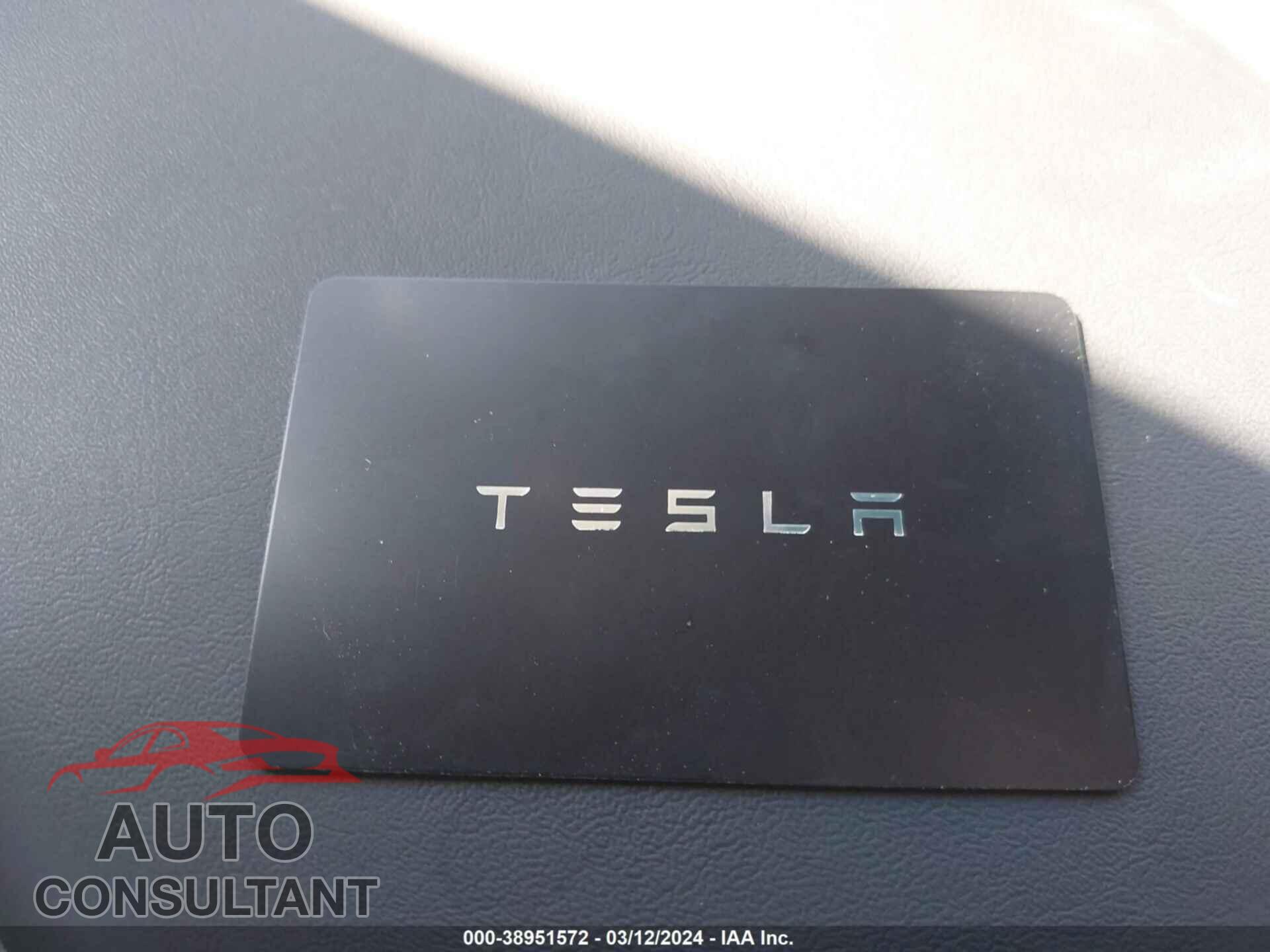 TESLA MODEL 3 2022 - 5YJ3E1EB6NF358887