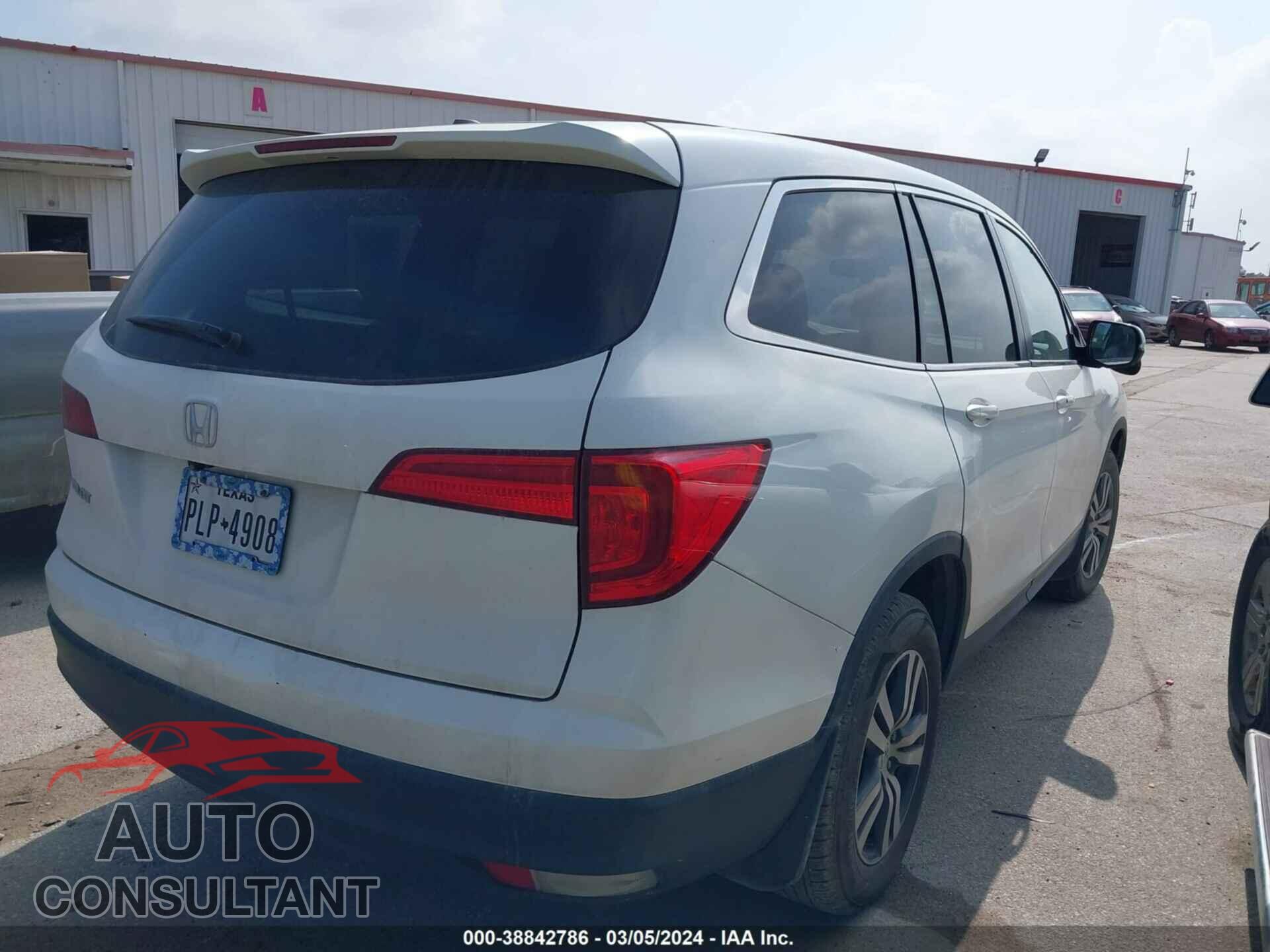 HONDA PILOT 2017 - 5FNYF5H73HB031806