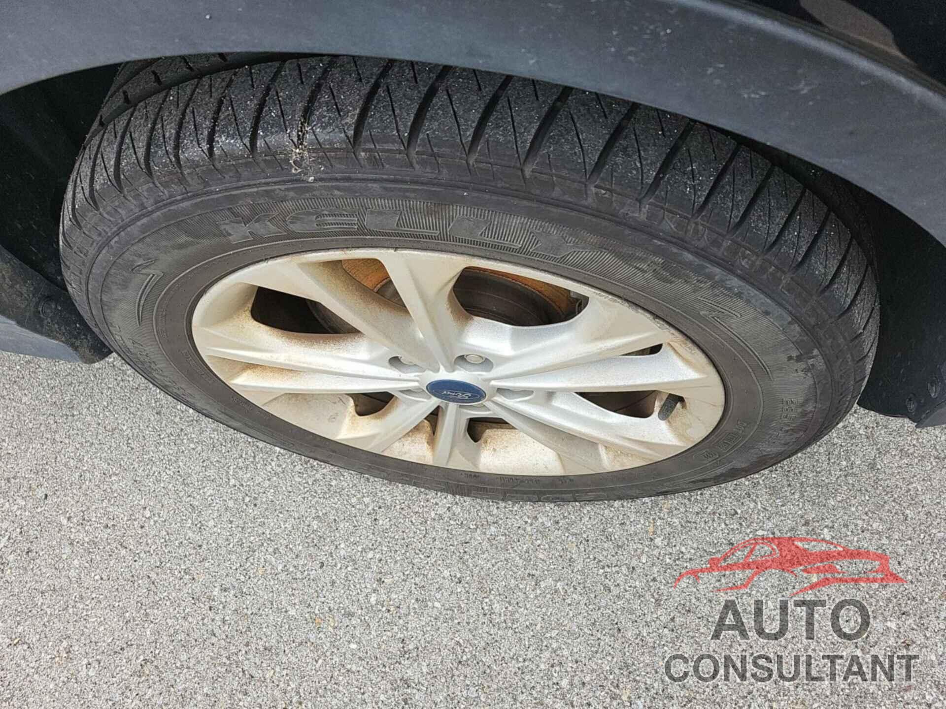 FORD ESCAPE 2019 - 1FMCU9HD6KUA65620
