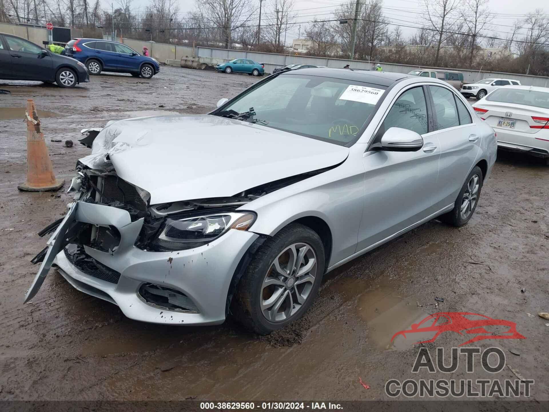 MERCEDES-BENZ C 300 2016 - 55SWF4KB8GU107452