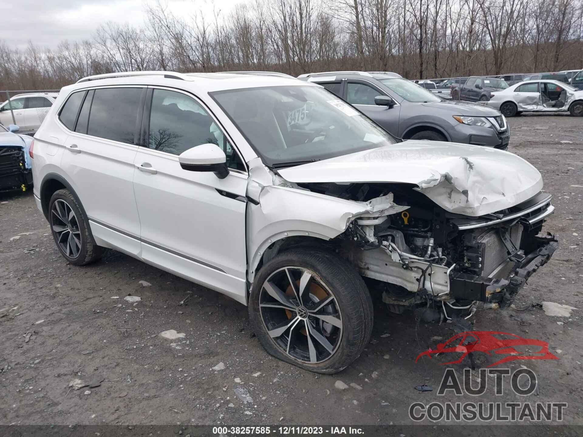 VOLKSWAGEN TIGUAN 2023 - 3VV4B7AX0PM047182