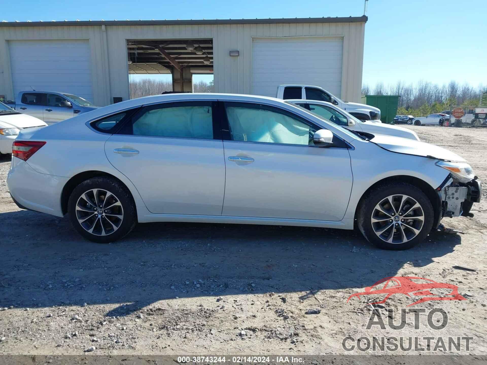 TOYOTA AVALON 2018 - 4T1BK1EB0JU287686