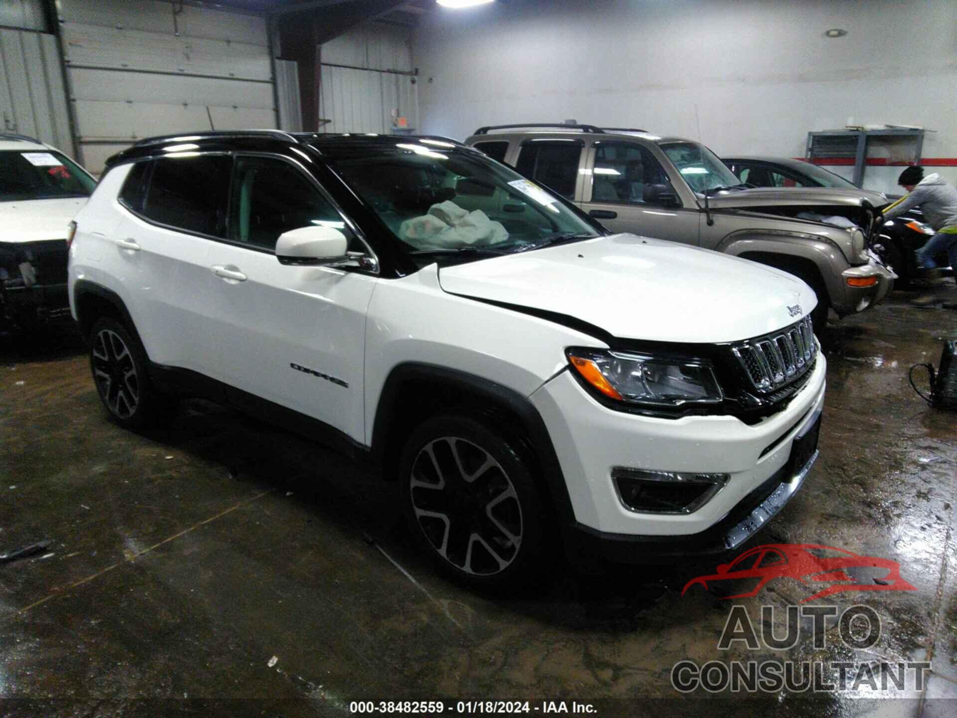 JEEP COMPASS 2018 - 3C4NJDCB9JT290749