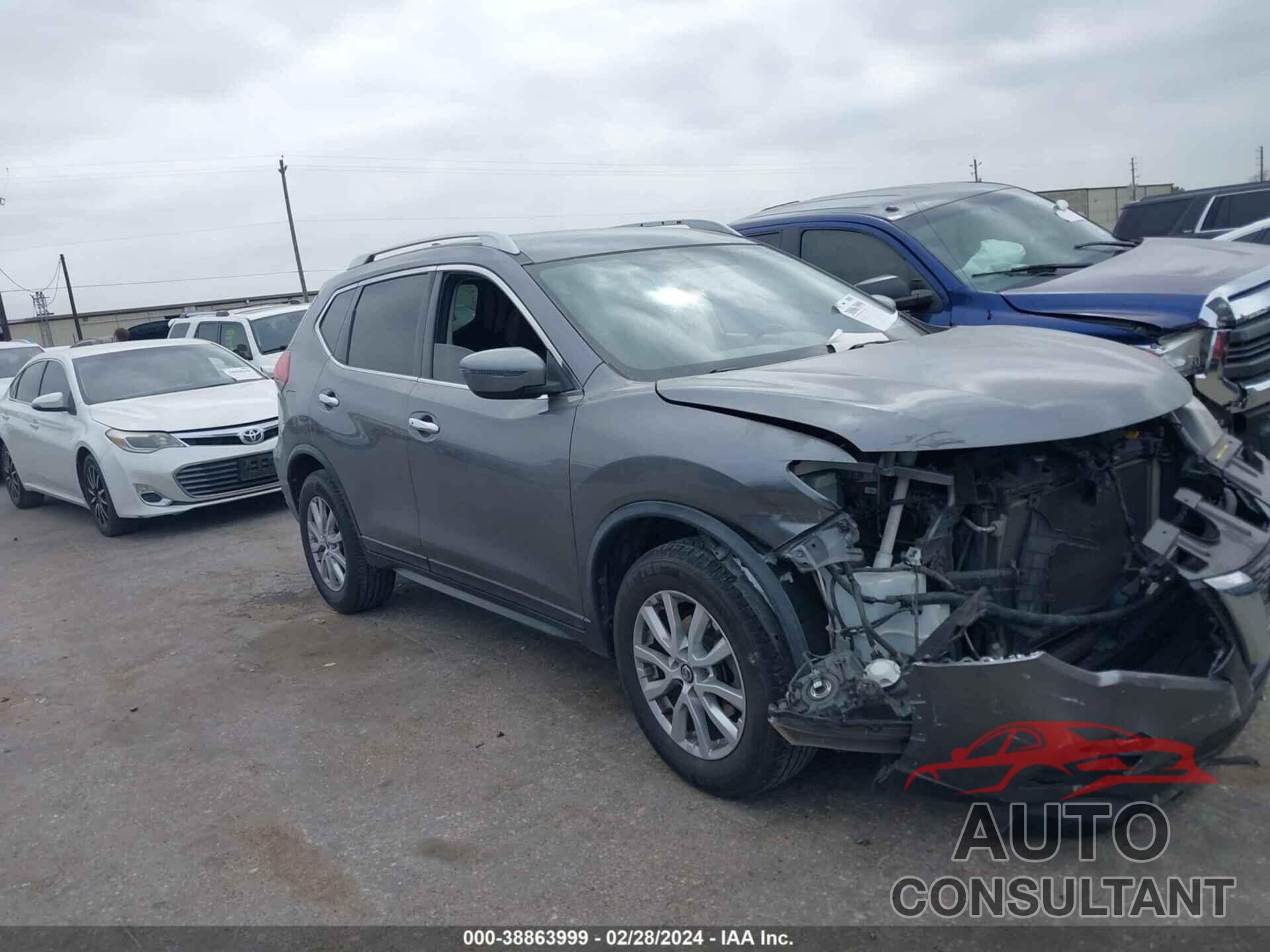 NISSAN ROGUE 2018 - KNMAT2MV1JP561734