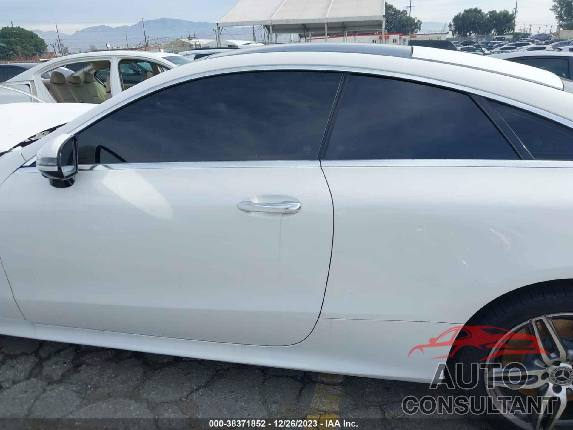 MERCEDES-BENZ E 450 2019 - WDD1J6HBXKF103667