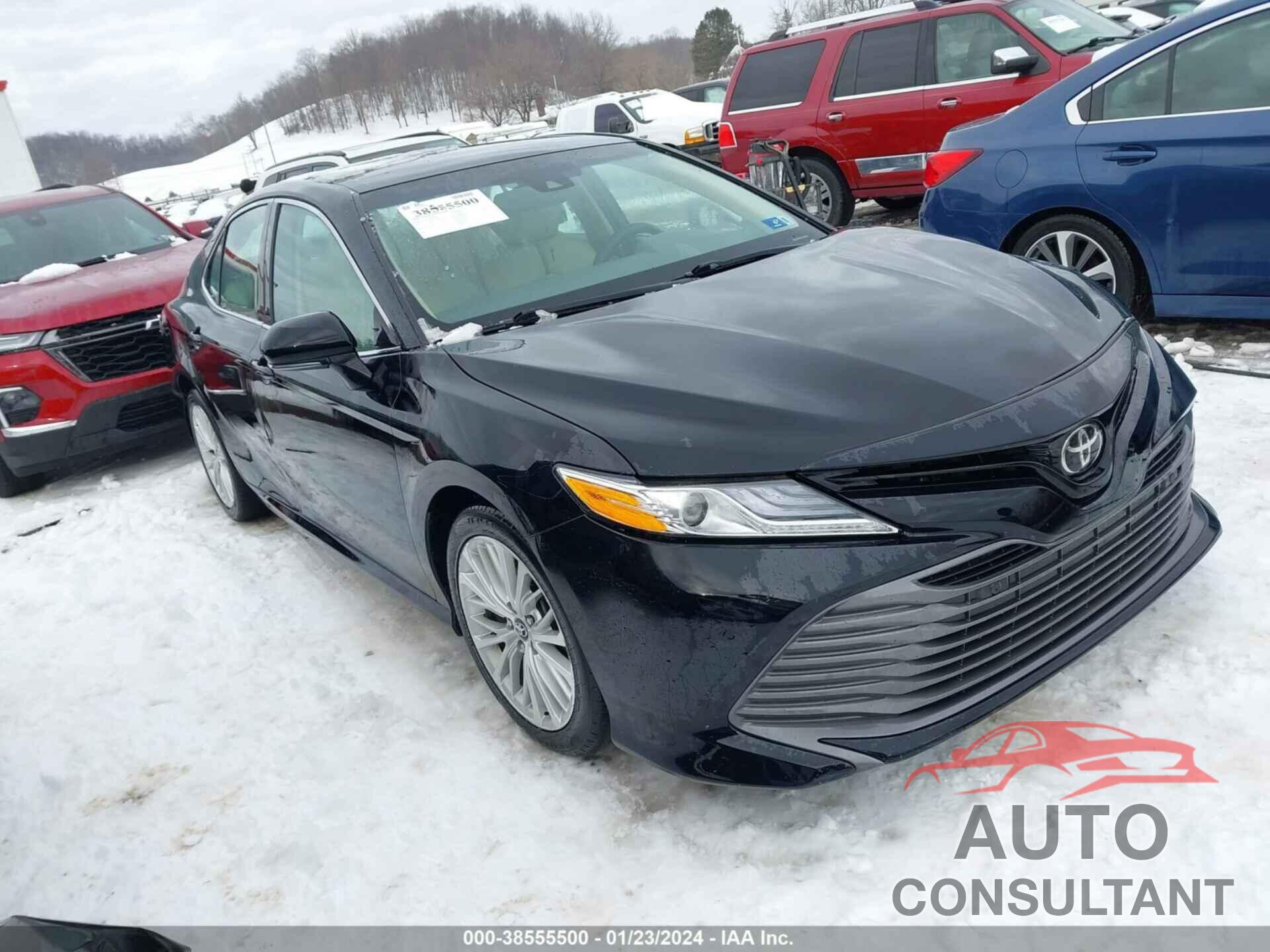TOYOTA CAMRY 2018 - 4T1B11HK9JU031643