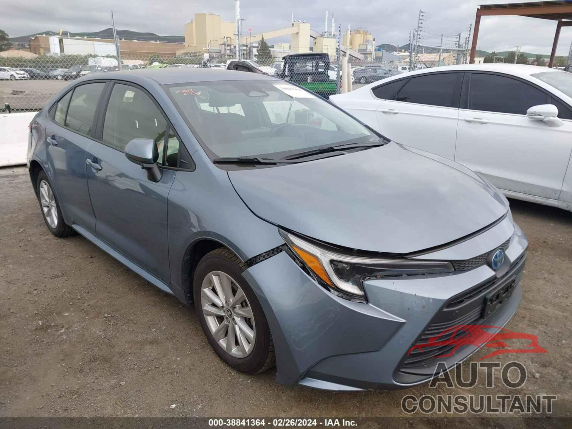 TOYOTA COROLLA 2023 - JTDBCMFE8P3015607