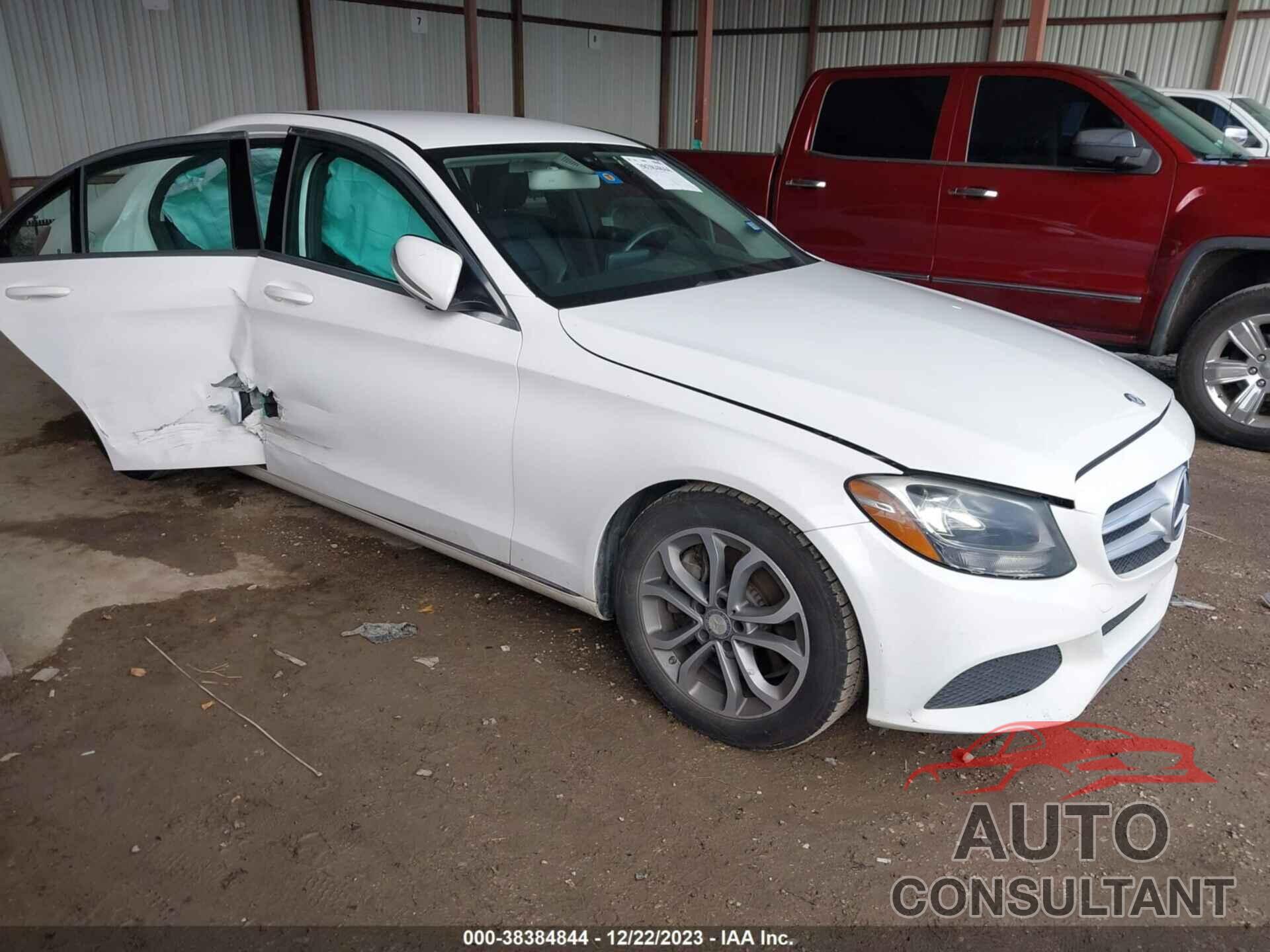 MERCEDES-BENZ C 300 2015 - 55SWF4JB3FU086638