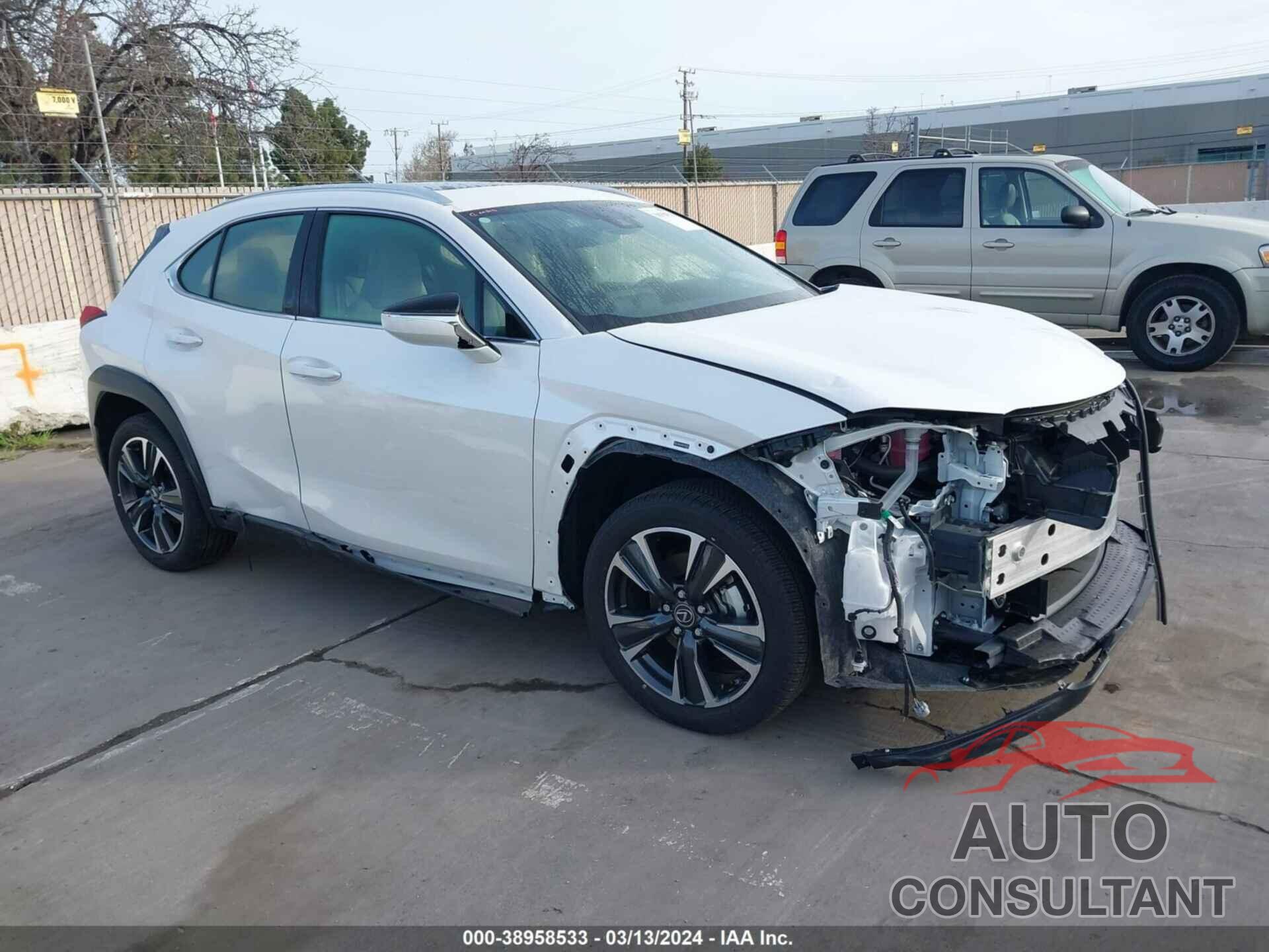 LEXUS UX 2023 - JTHX6JBH8P2155592