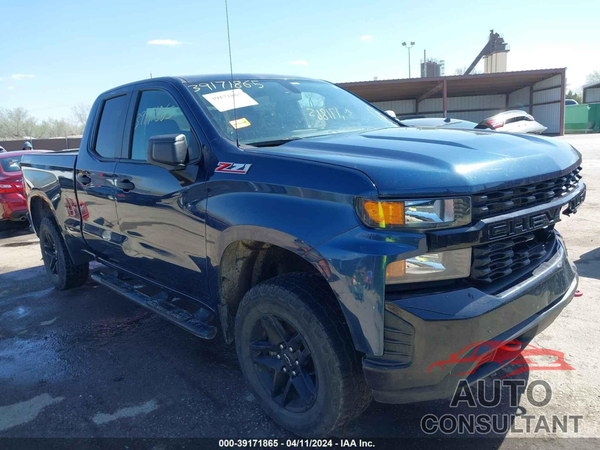 CHEVROLET SILVERADO 1500 2019 - 1GCRYCEF9KZ427576