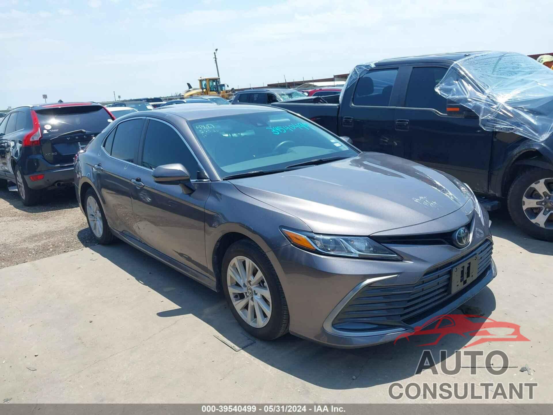 TOYOTA CAMRY 2023 - 4T1C11AKXPU830290