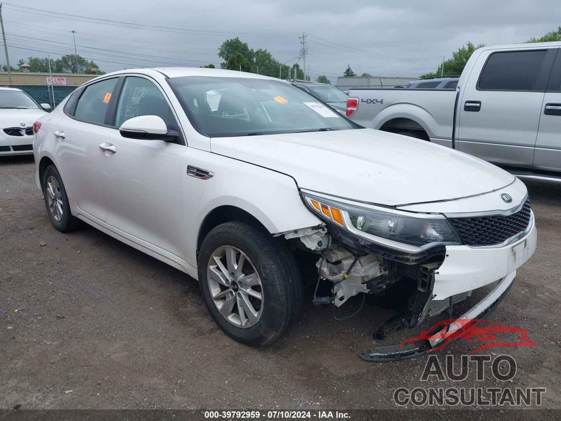 KIA OPTIMA 2016 - KNAGT4L32G5088109