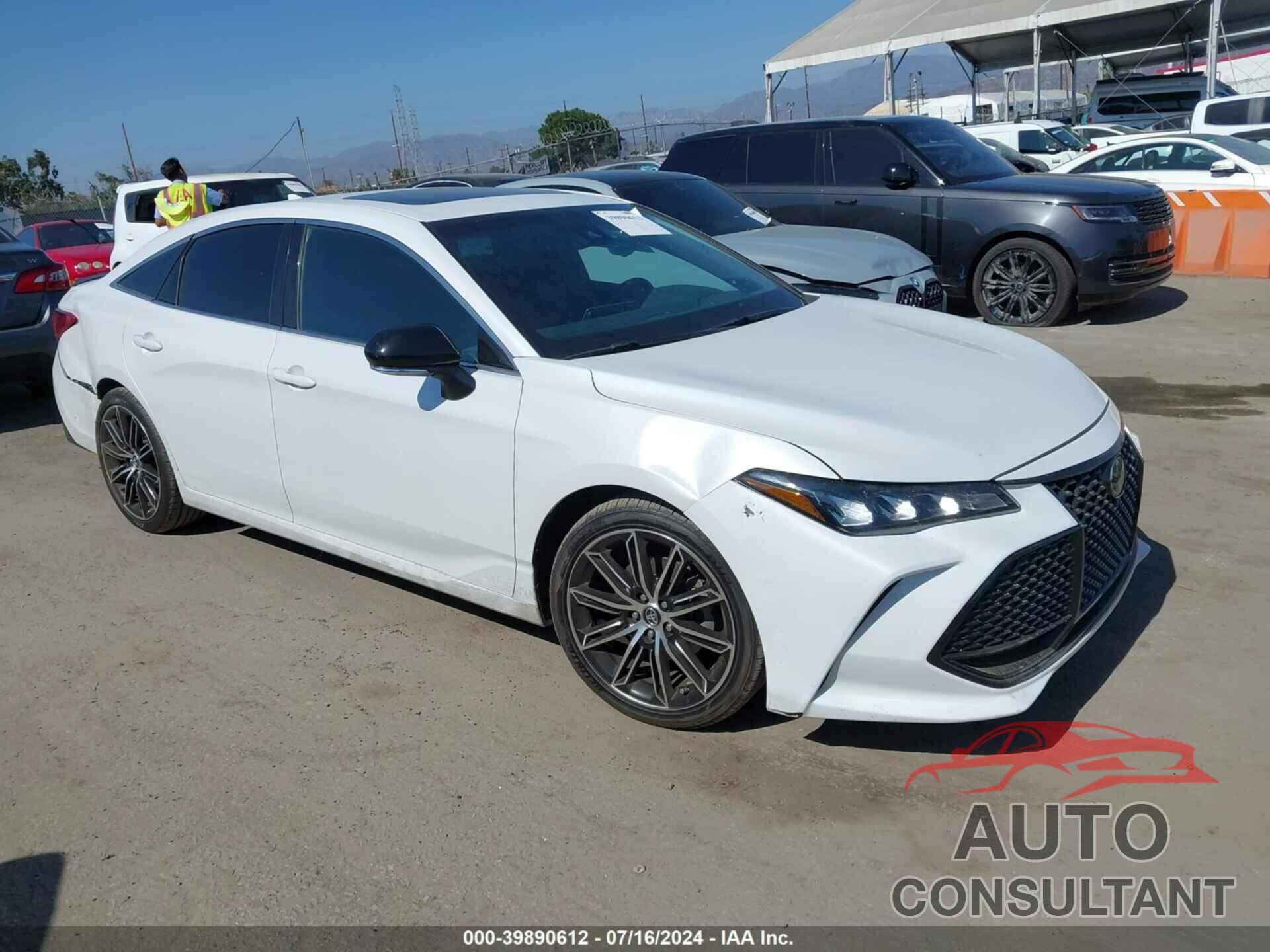 TOYOTA AVALON 2019 - 4T1BZ1FB3KU016679