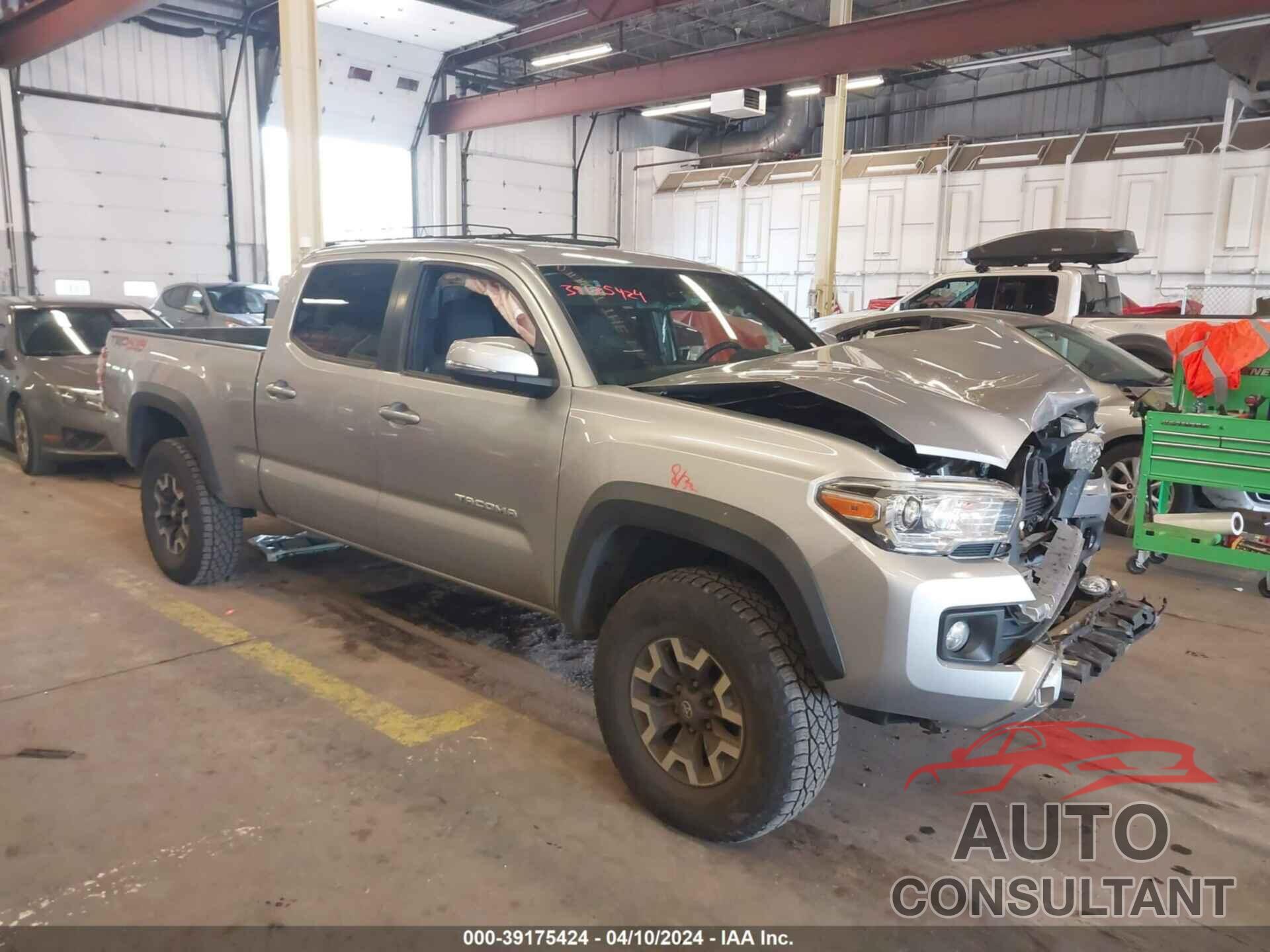 TOYOTA TACOMA 2018 - 3TMDZ5BN3JM041153