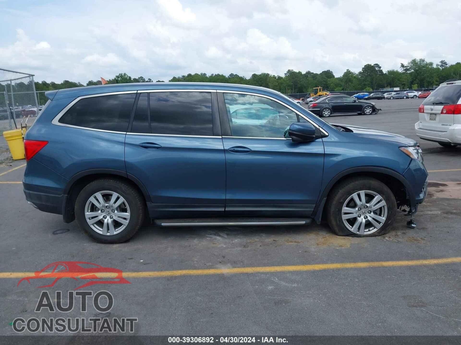 HONDA PILOT 2016 - 5FNYF5H75GB016271