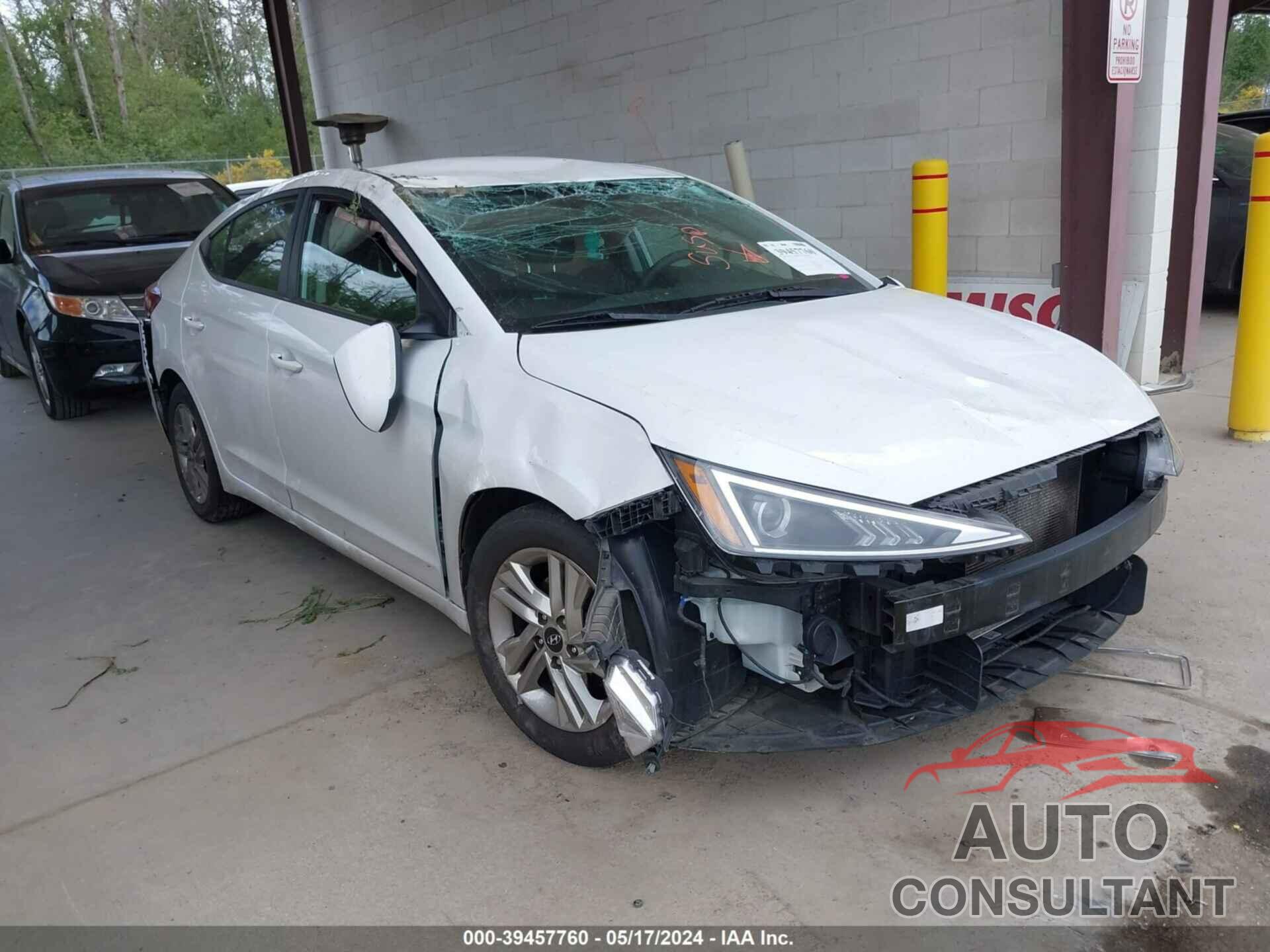 HYUNDAI ELANTRA 2020 - 5NPD84LF1LH559470