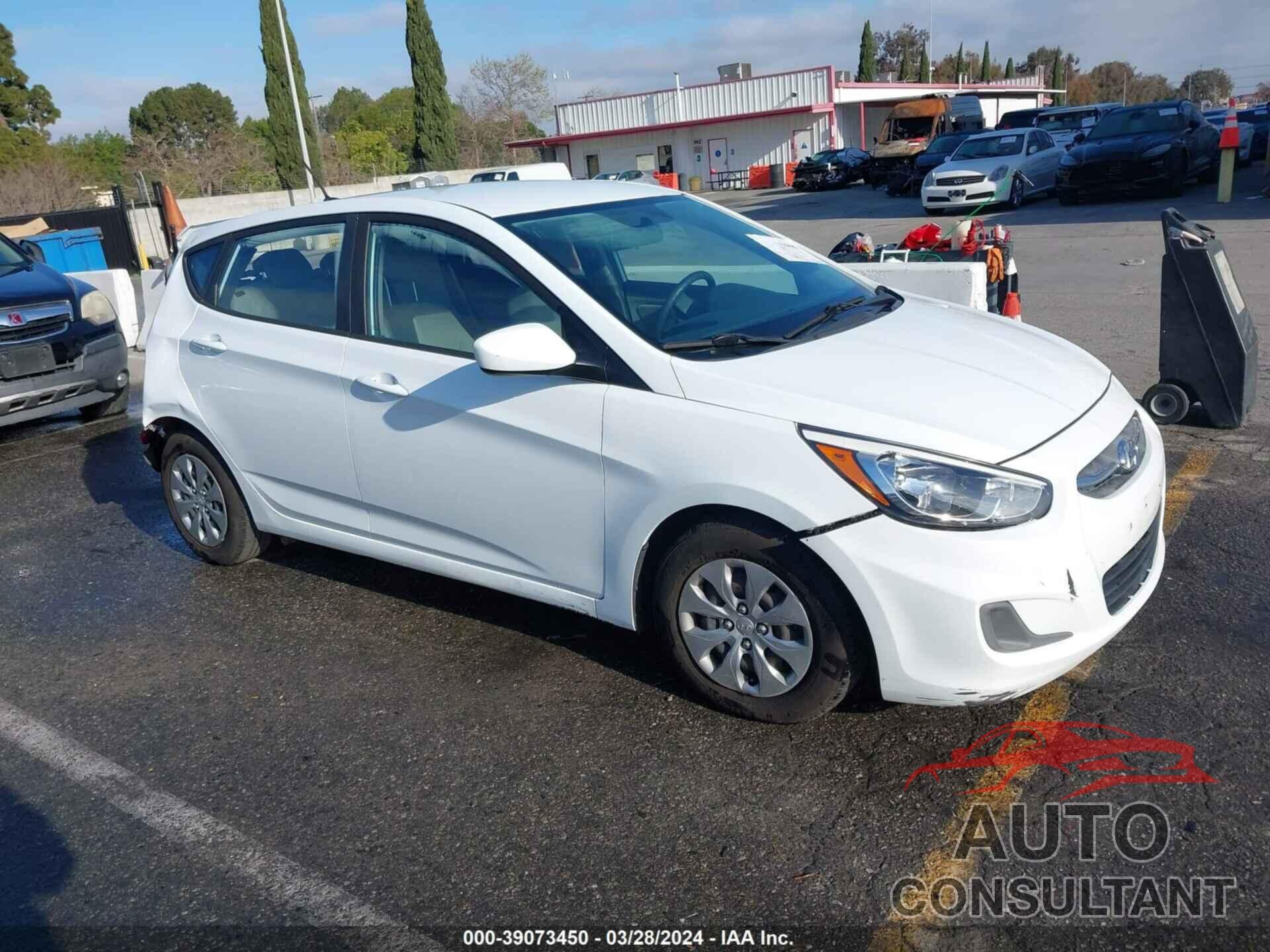 HYUNDAI ACCENT 2017 - KMHCT5AE4HU338626