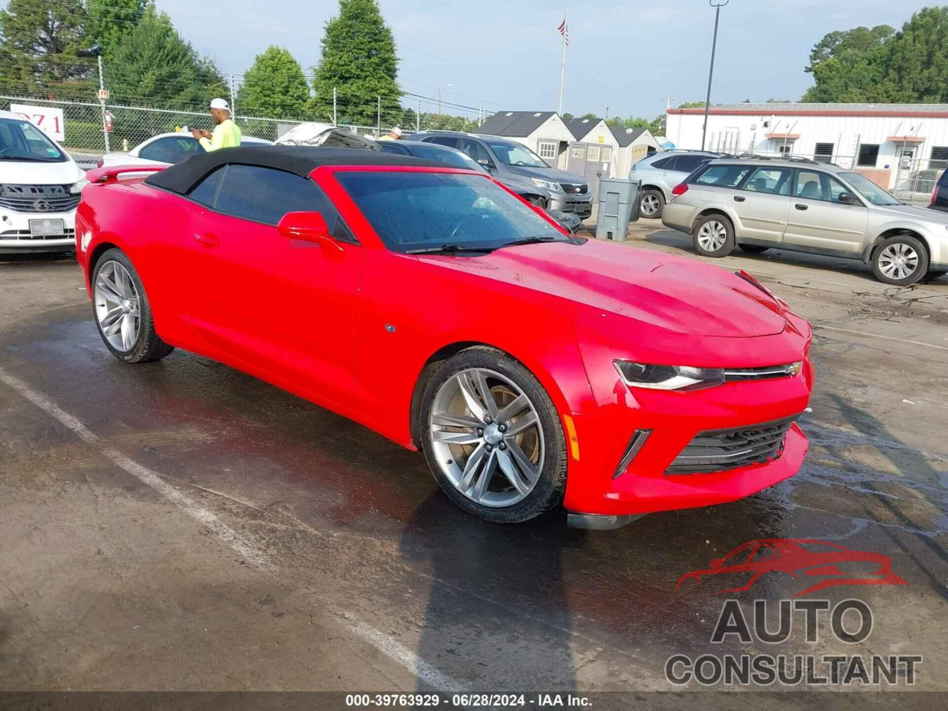 CHEVROLET CAMARO 2018 - 1G1FB3DSXJ0163685