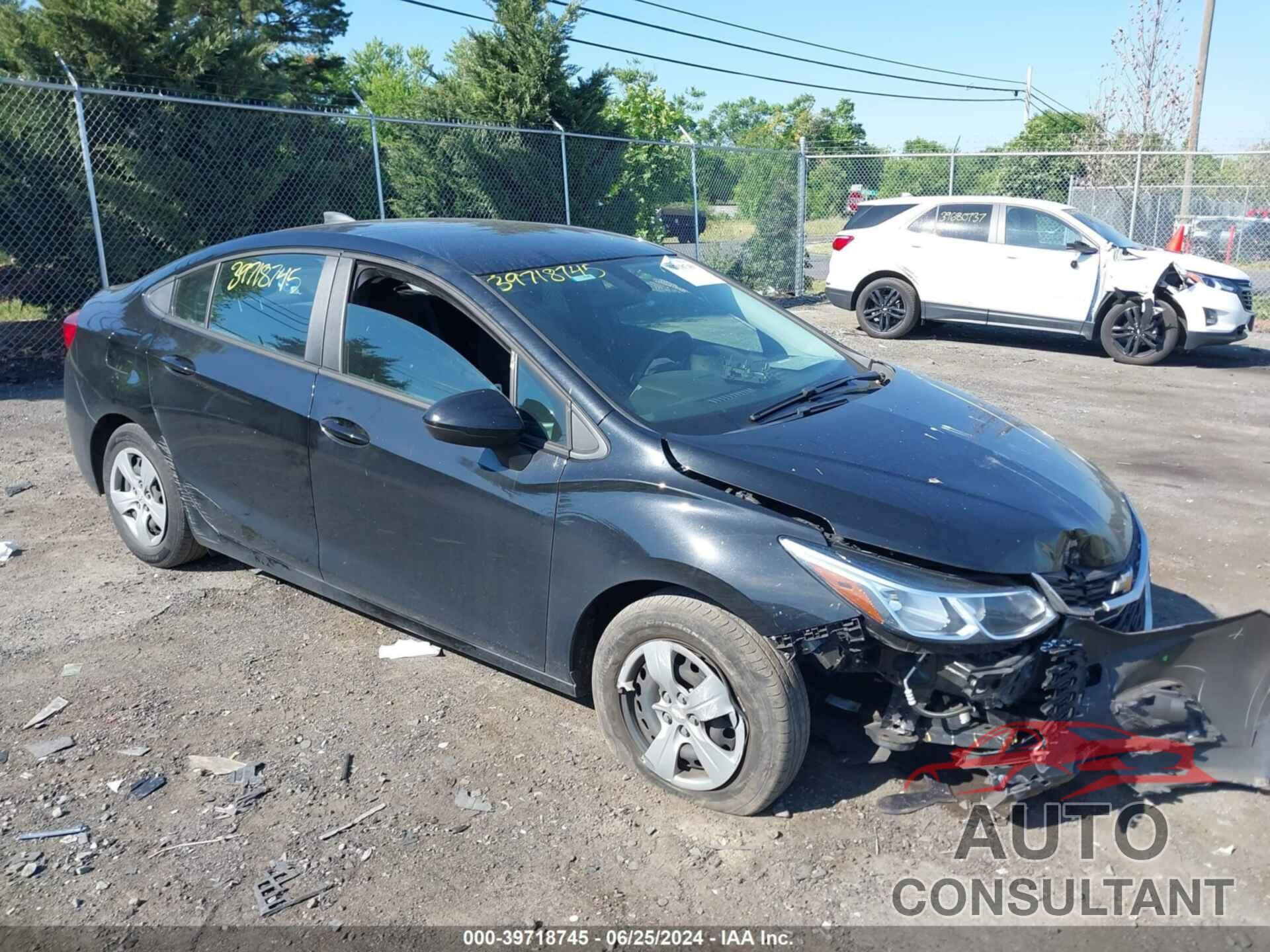 CHEVROLET CRUZE 2018 - 1G1BC5SM9J7168766