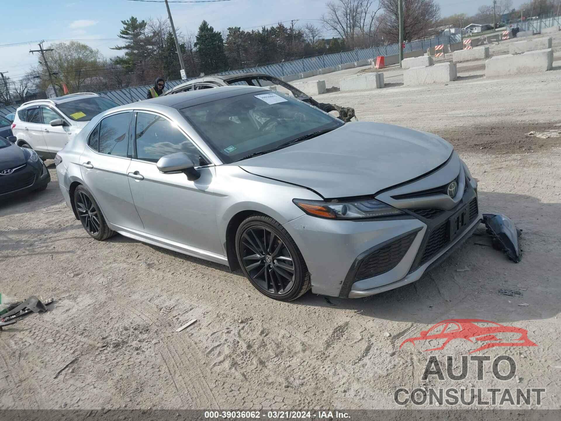 TOYOTA CAMRY 2022 - 4T1K61BKXNU057362
