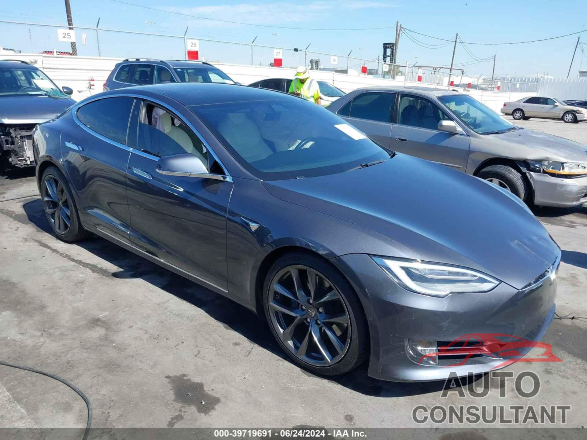 TESLA MODEL S 2021 - 5YJSA1E20MF425327