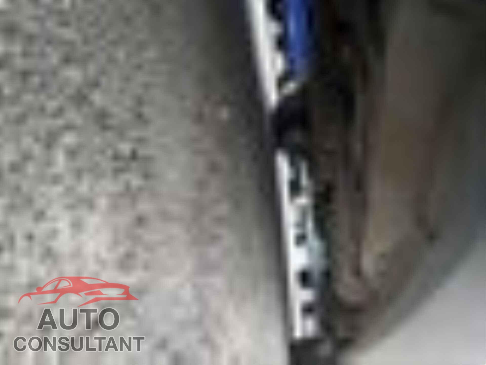 DODGE DURANGO 2018 - 1C4RDJAG1JC415471
