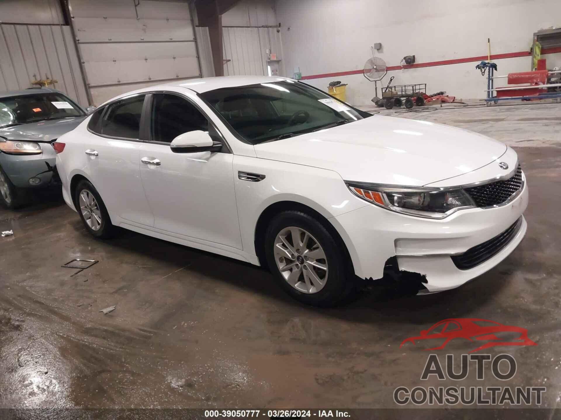 KIA OPTIMA 2018 - 5XXGT4L32JG249127