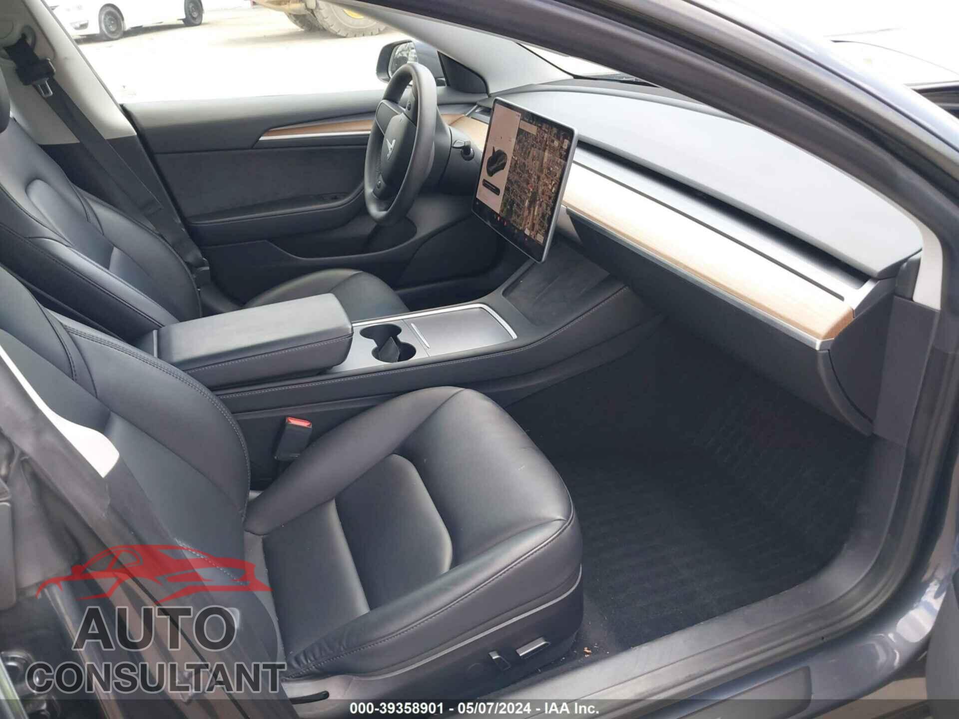 TESLA MODEL 3 2023 - 5YJ3E1EA3PF411961