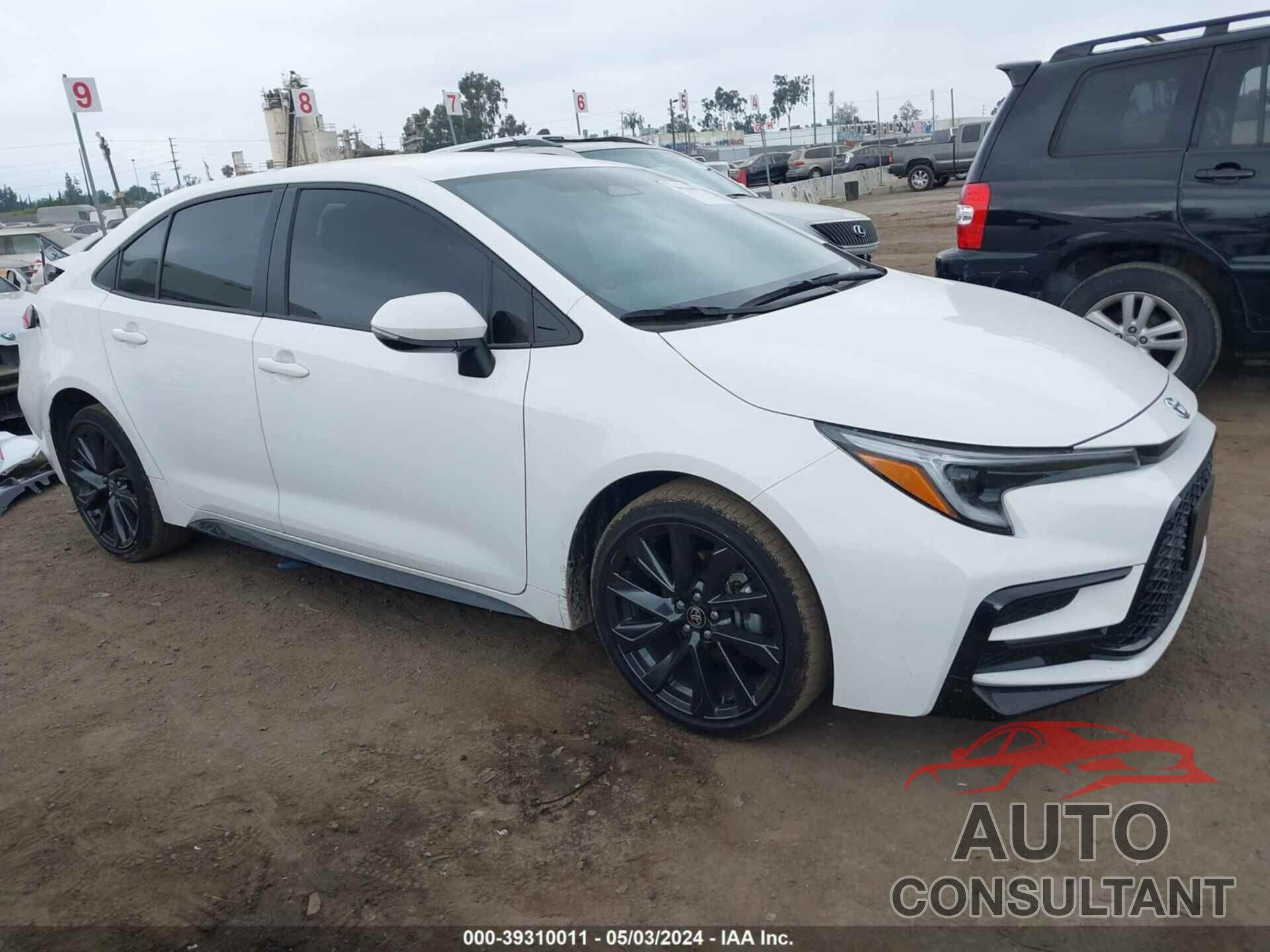 TOYOTA COROLLA 2024 - JTDBCMFE2R3029540