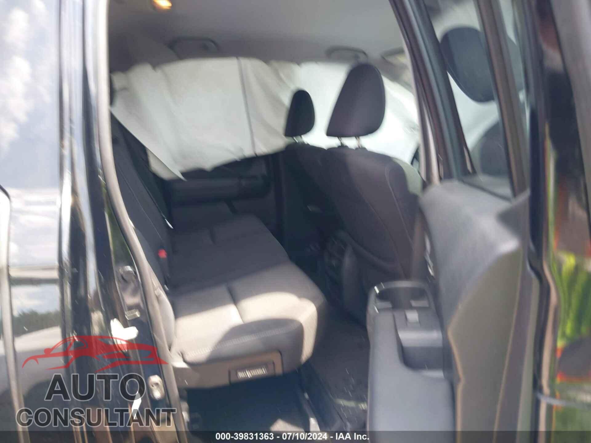 HONDA RIDGELINE 2017 - 5FPYK2F12HB010963