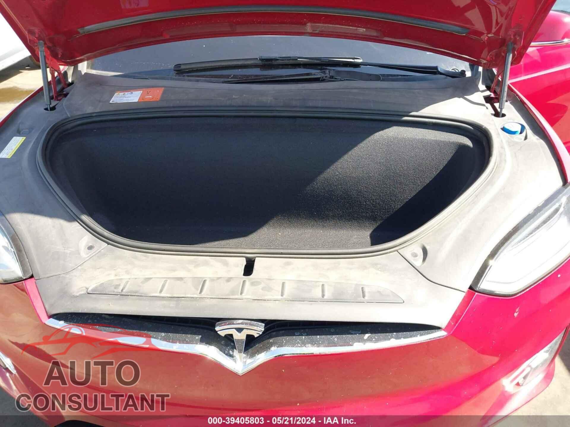 TESLA MODEL X 2016 - 5YJXCBE21GF027862