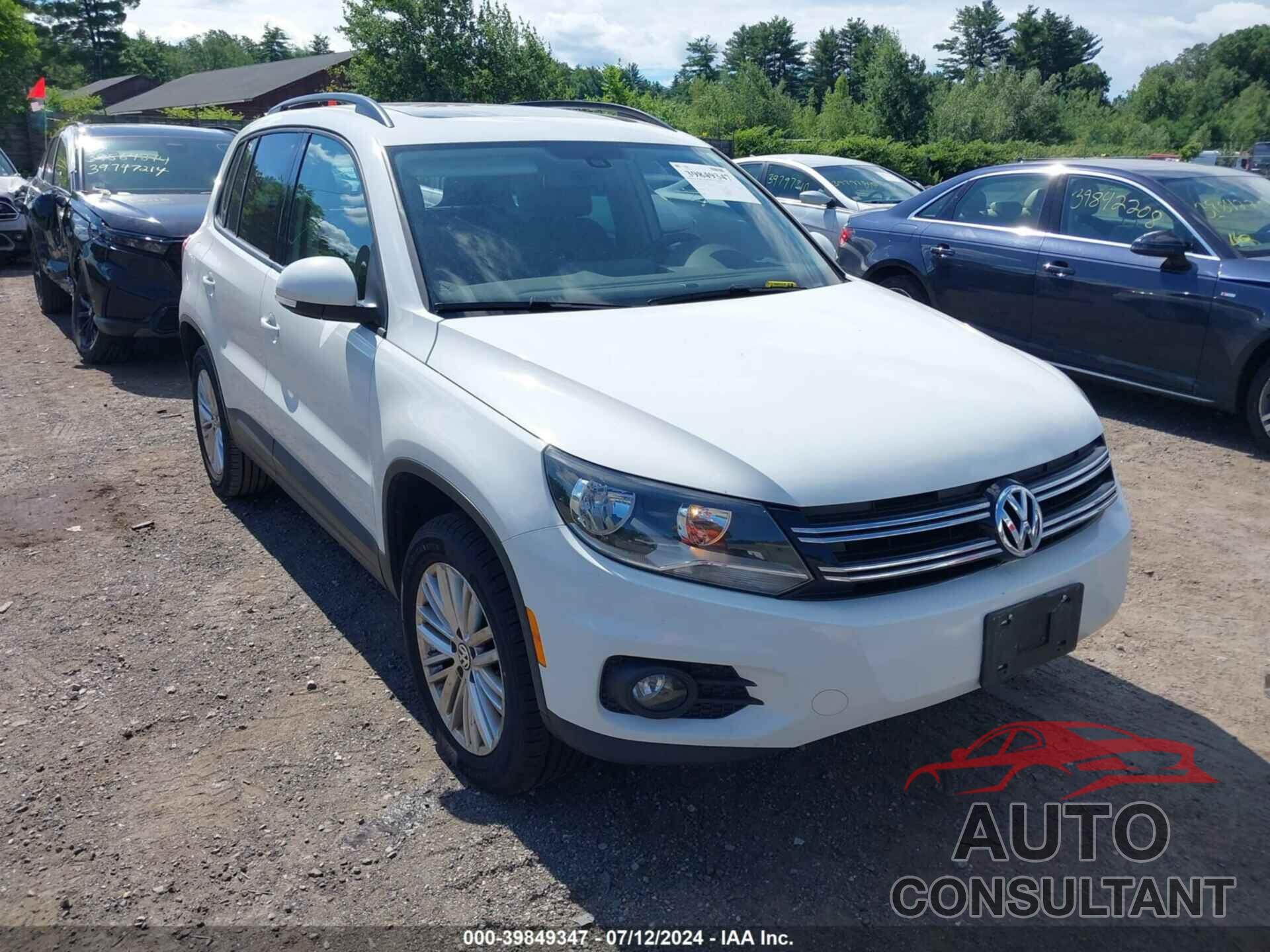 VOLKSWAGEN TIGUAN 2016 - WVGJV7AX4GW536284