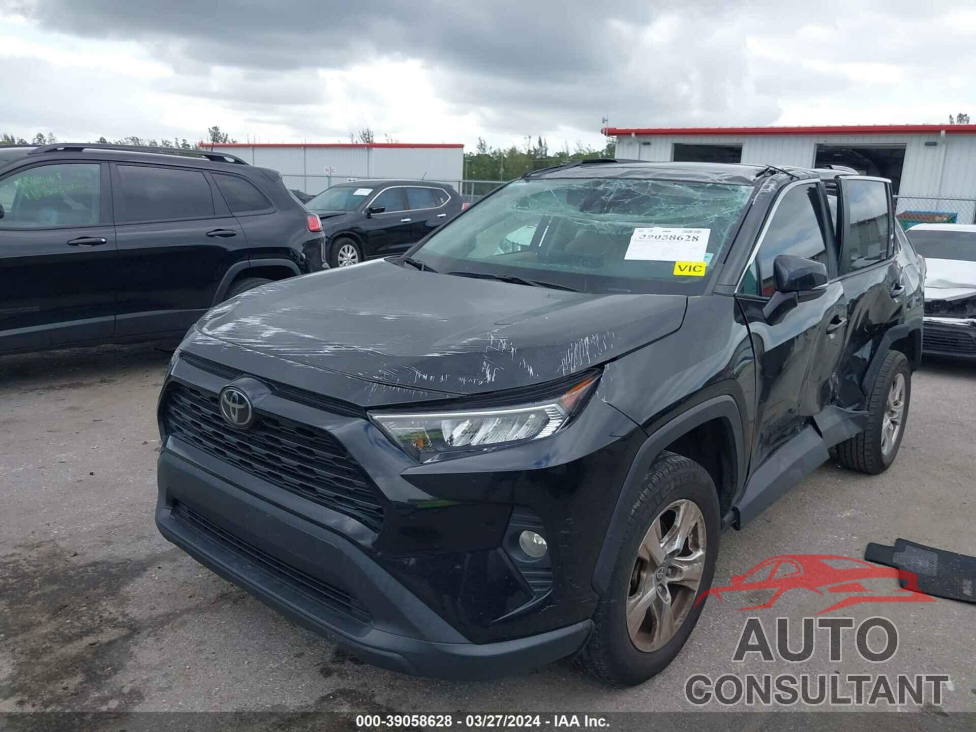 TOYOTA RAV4 2021 - 2T3W1RFV0MC144827