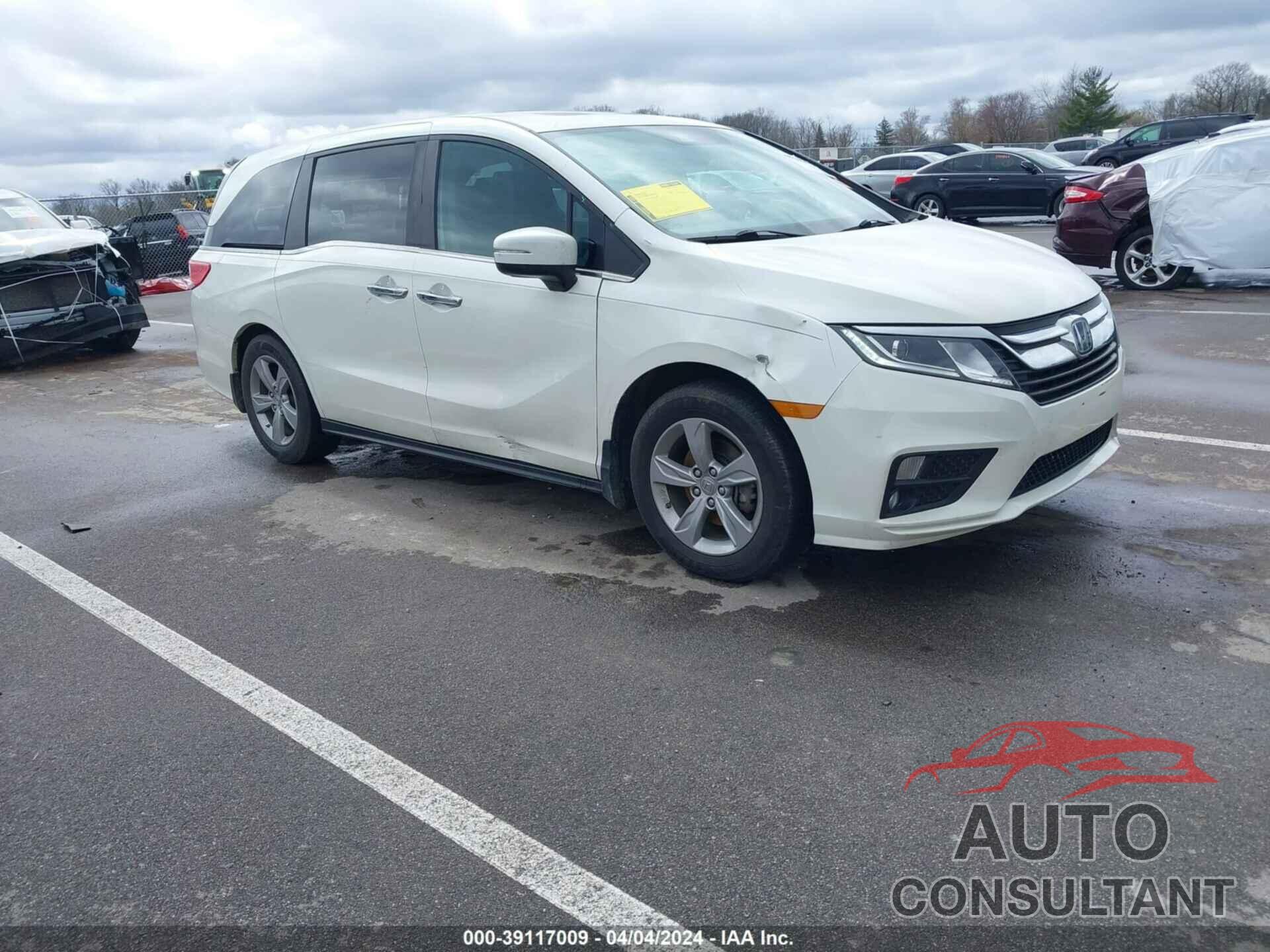 HONDA ODYSSEY 2018 - 5FNRL6H77JB009462