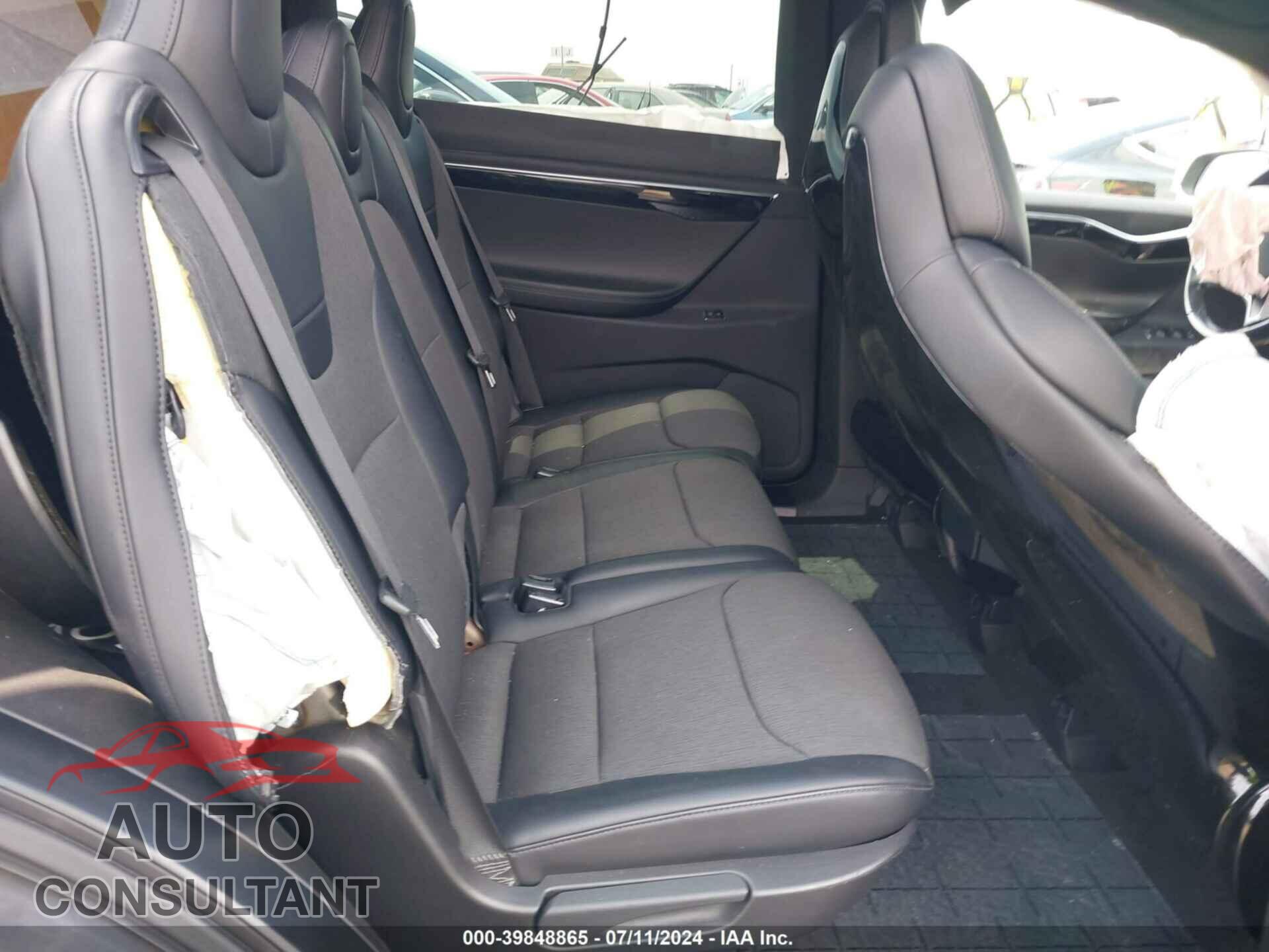 TESLA MODEL X 2017 - 5YJXCDE28HF041321