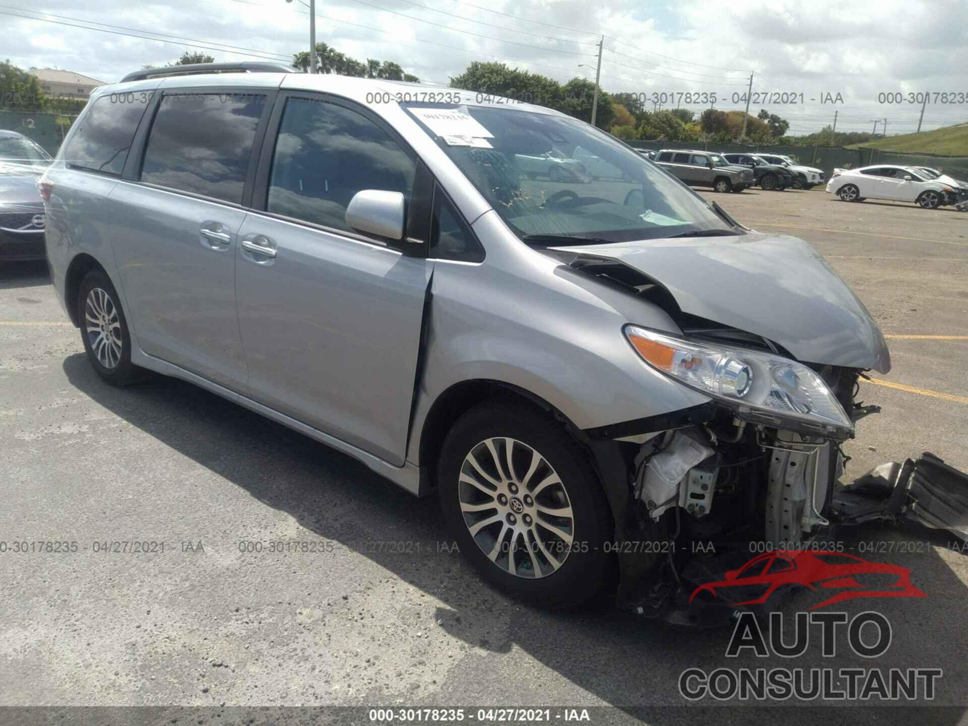 TOYOTA SIENNA 2020 - 5TDYZ3DC8LS072936