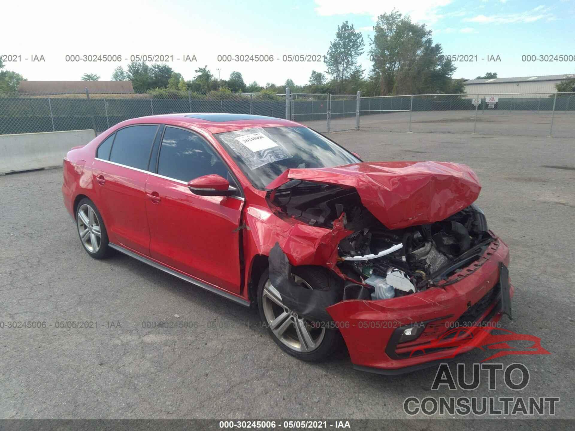 VOLKSWAGEN JETTA 2017 - 3VW5T7AJXHM308585