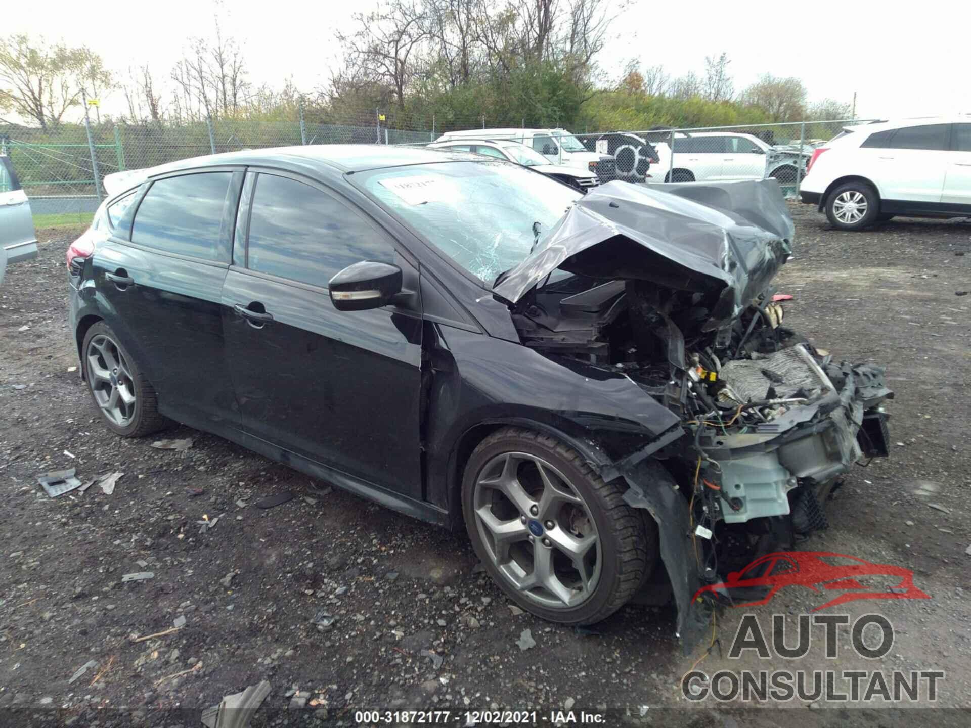 FORD FOCUS 2017 - 1FADP3L92HL236450