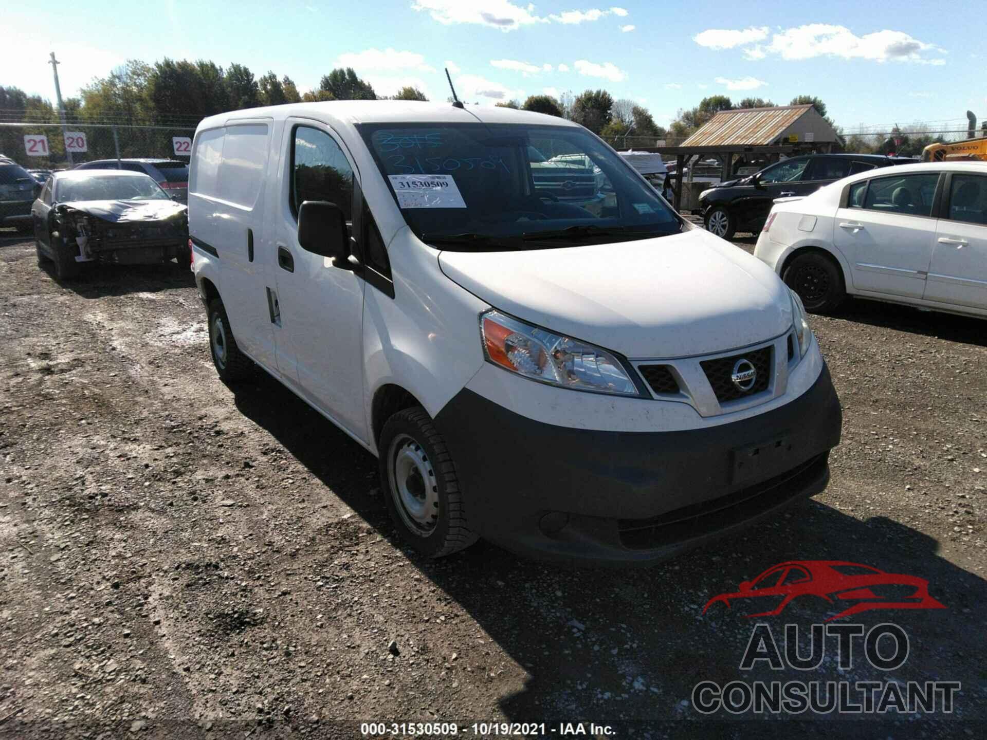 NISSAN NV200 COMPACT CARGO 2017 - 3N6CM0KN9HK716424