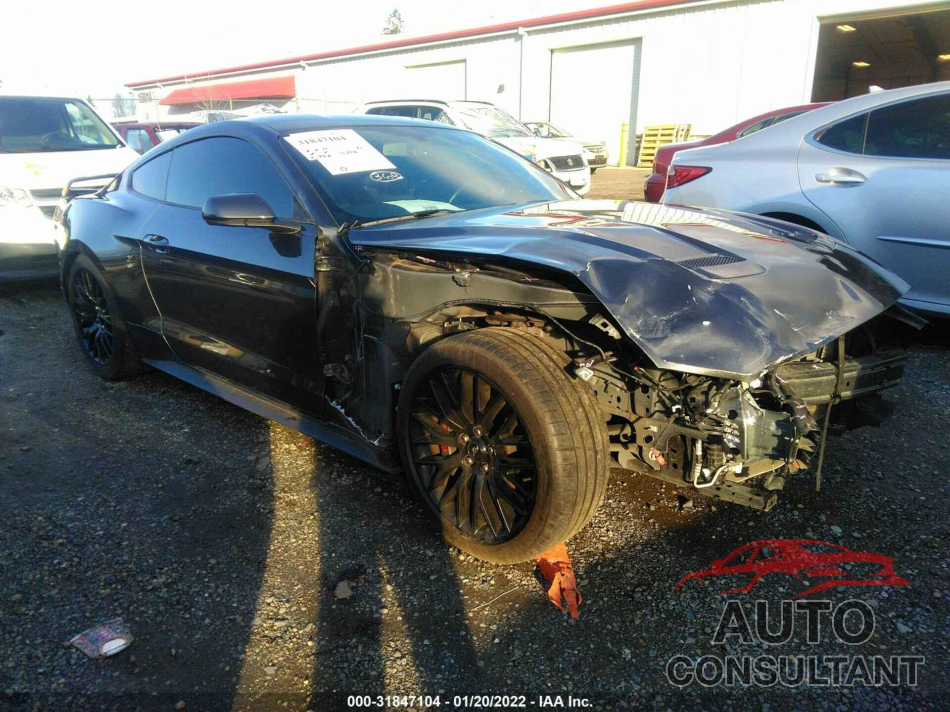 FORD MUSTANG 2019 - 1FA6P8CF8K5169747