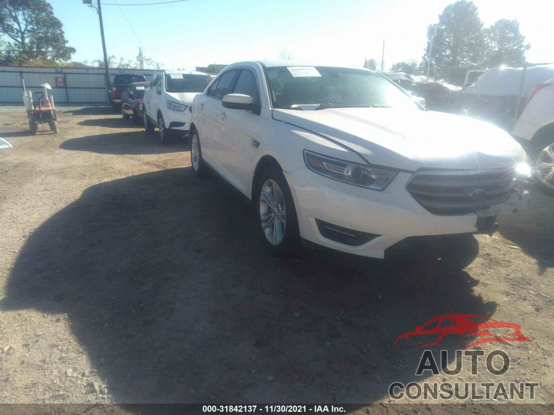 FORD TAURUS 2017 - 1FAHP2E89HG139920