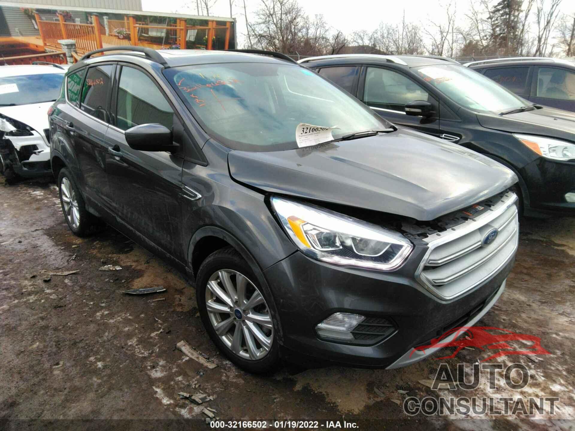 FORD ESCAPE 2019 - 1FMCU9HD1KUB77516