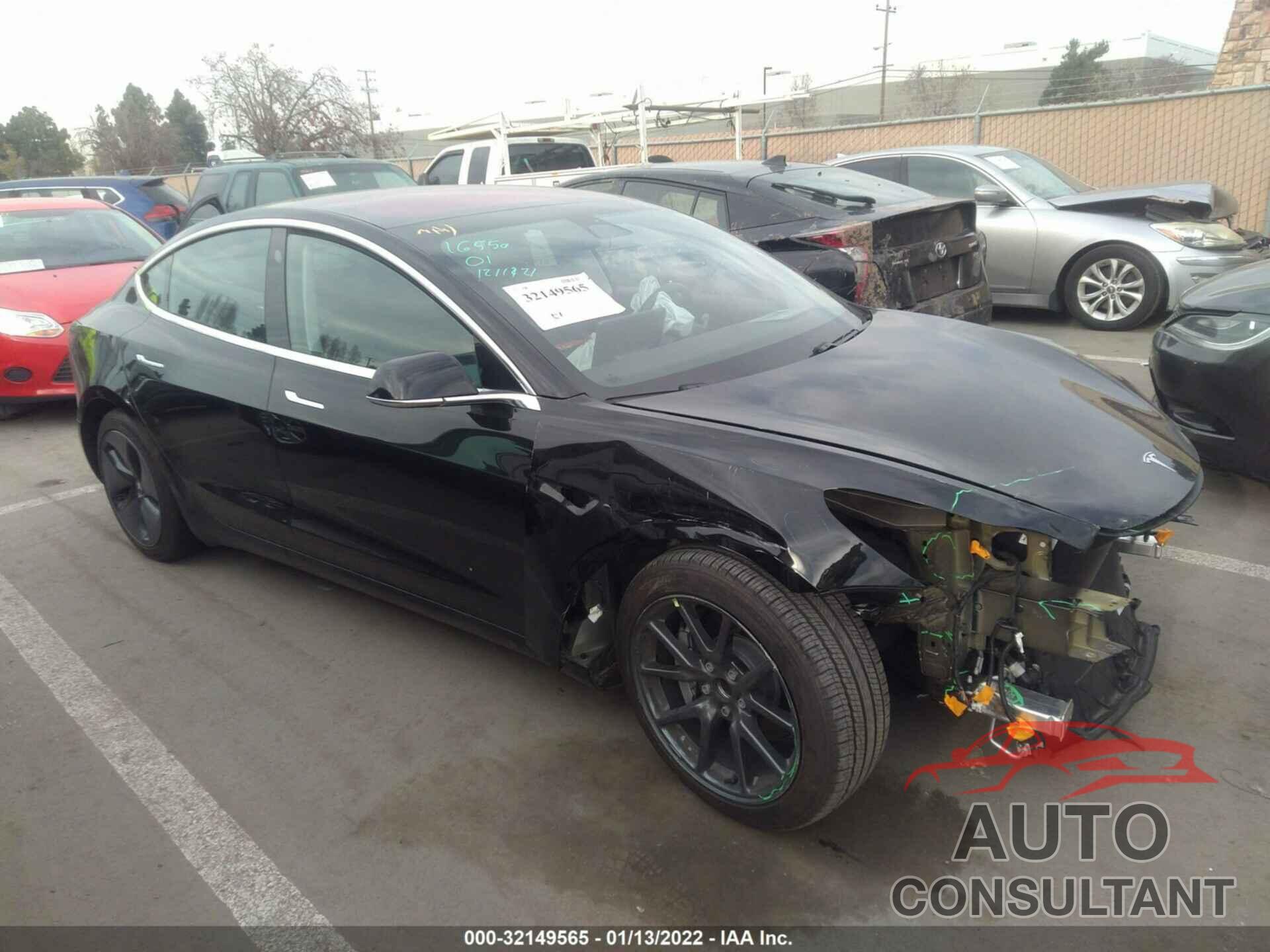TESLA MODEL 3 2019 - 5YJ3E1EA7KF313377