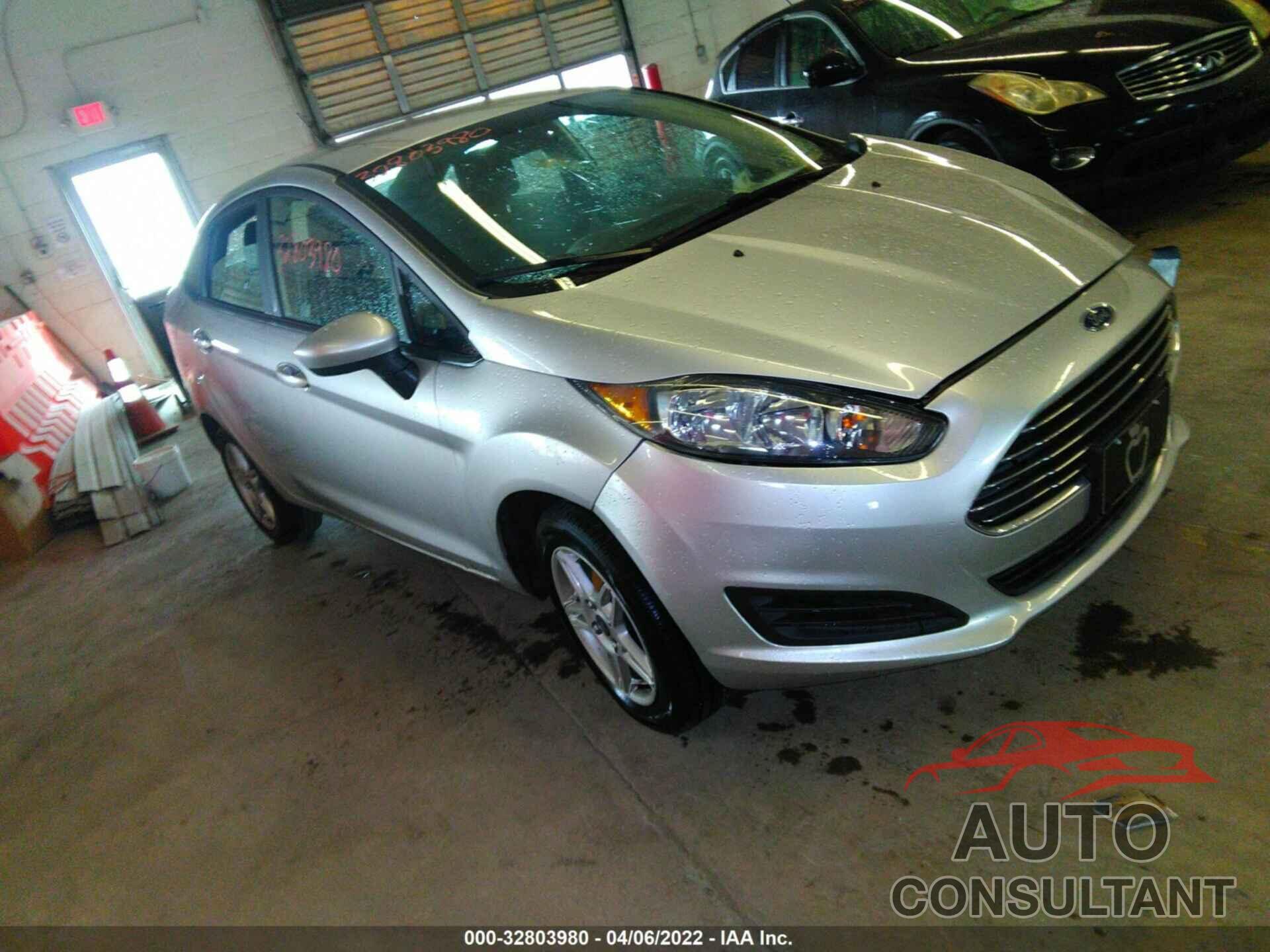 FORD FIESTA 2018 - 3FADP4BJ5JM143315