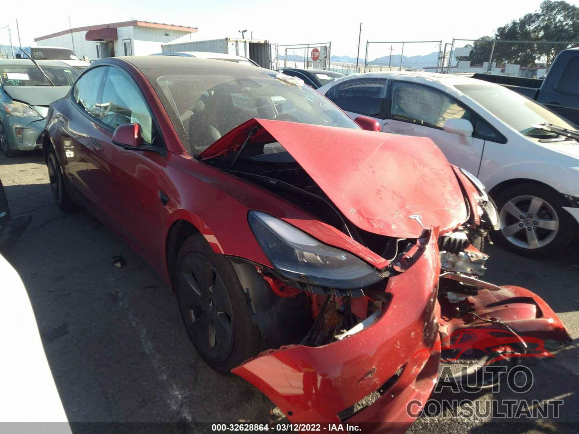TESLA MODEL 3 2021 - 5YJ3E1EBXMF048921