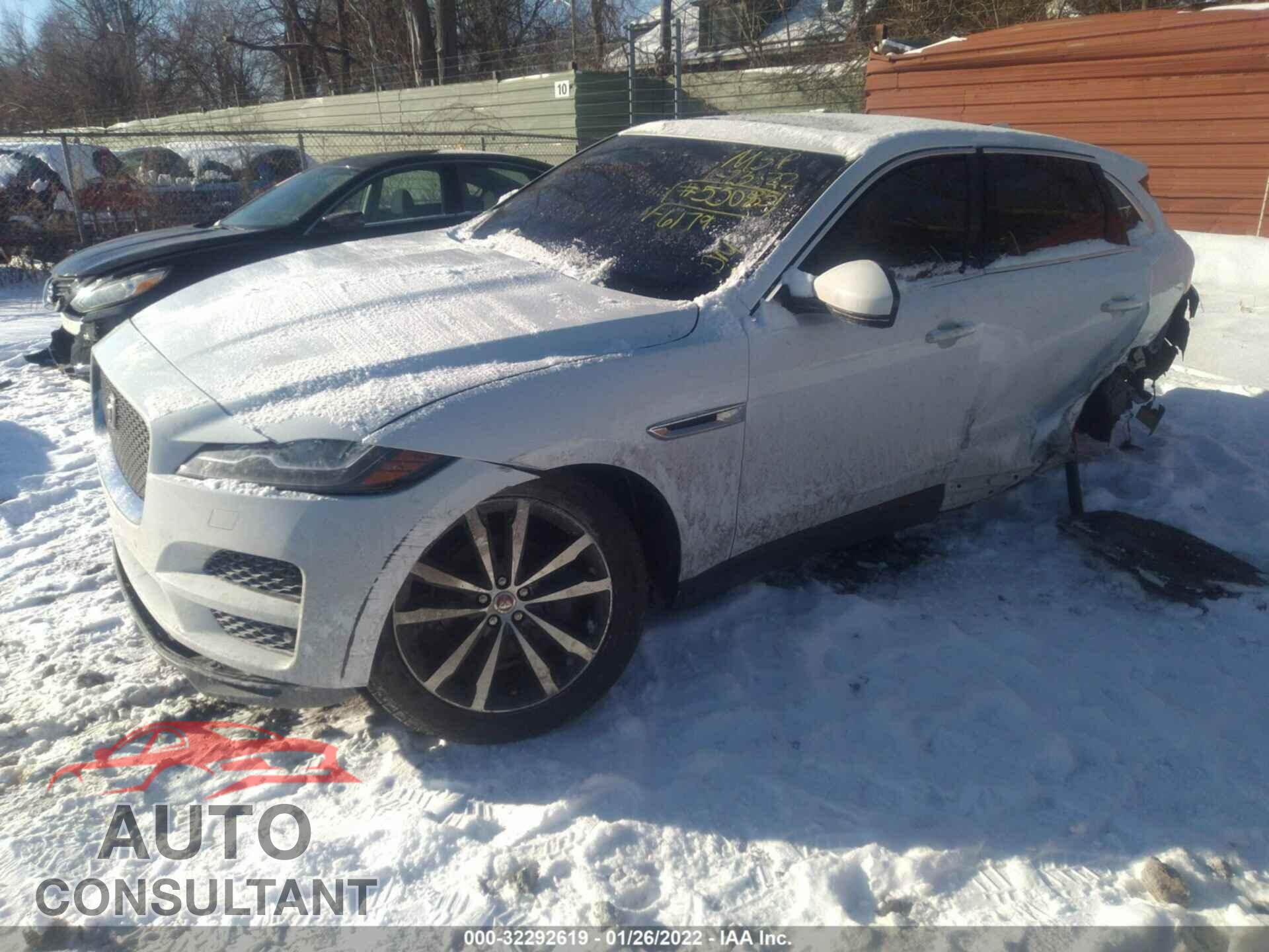 JAGUAR F-PACE 2017 - SADCK2BN1HA086179