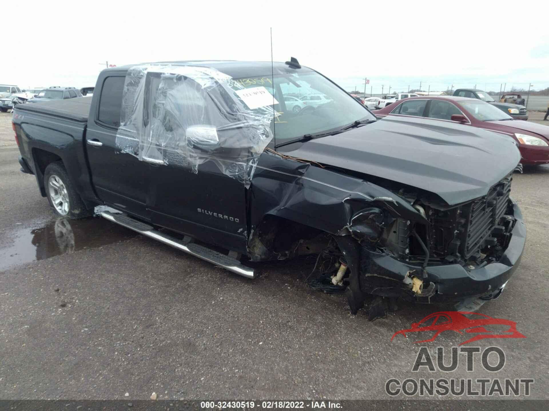 CHEVROLET SILVERADO 1500 2018 - 3GCUKREC2JG340346