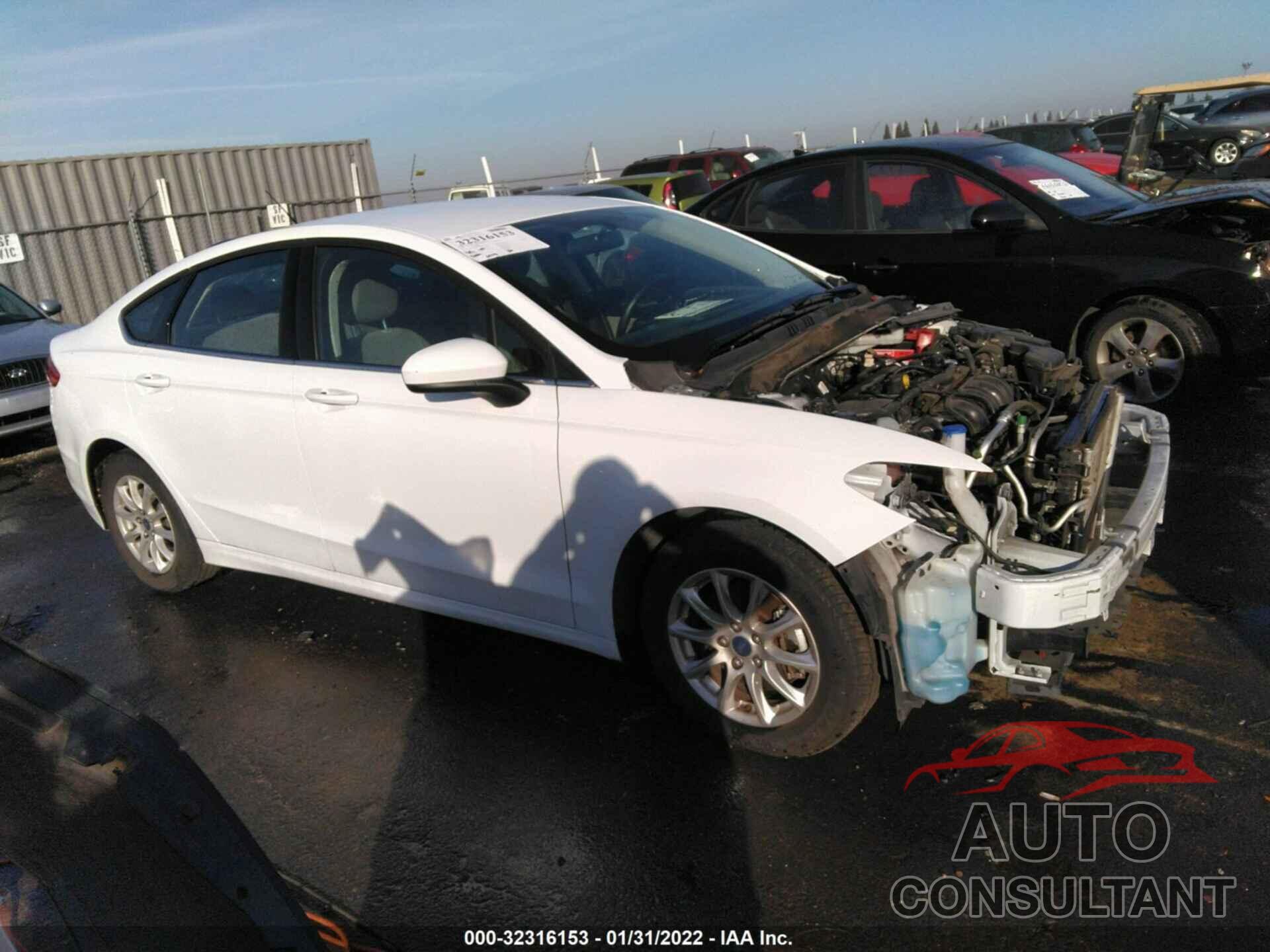 FORD FUSION 2017 - 3FA6P0G71HR380380