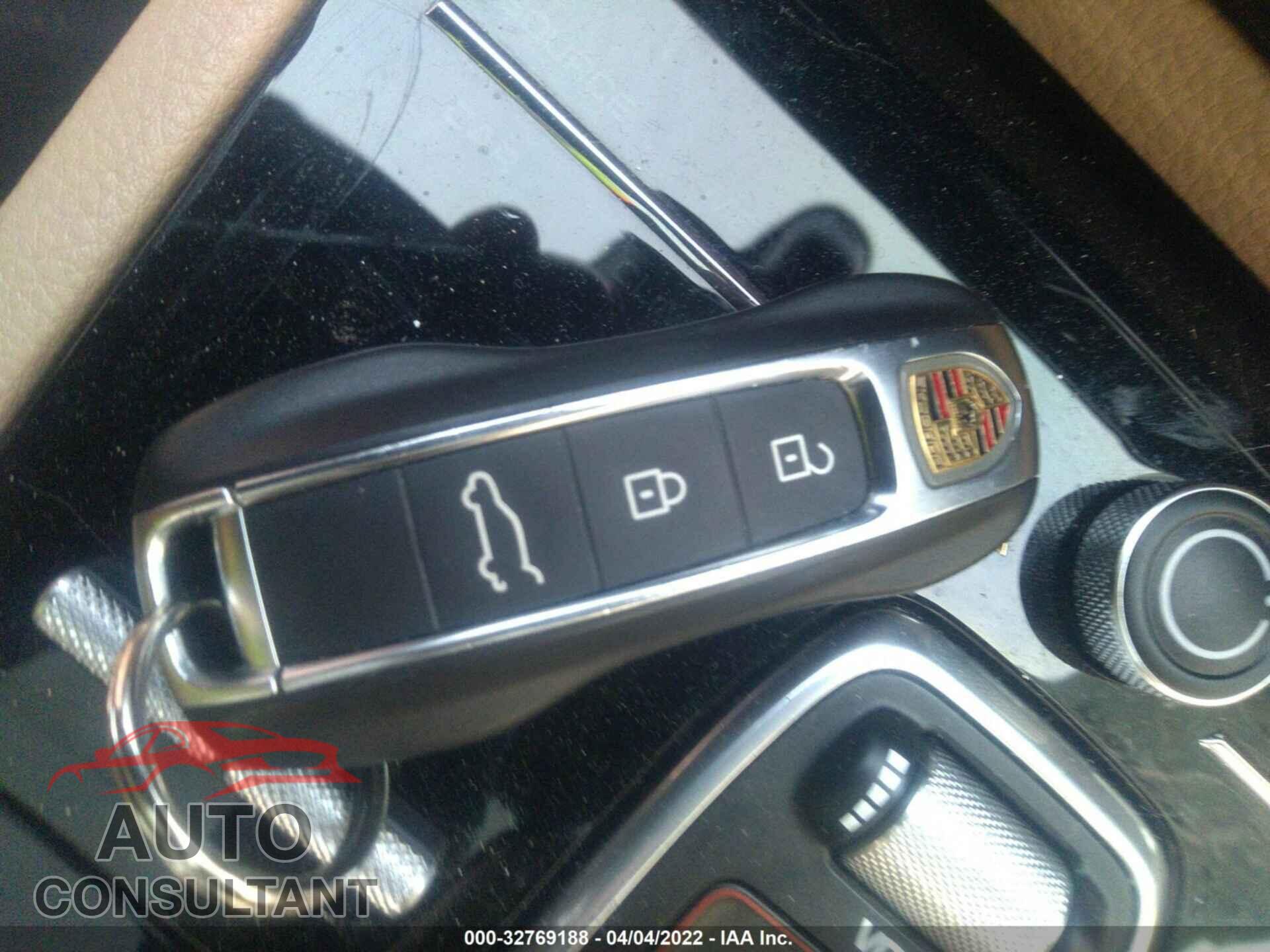 PORSCHE CAYENNE 2019 - WP1AB2AY6KDA62768