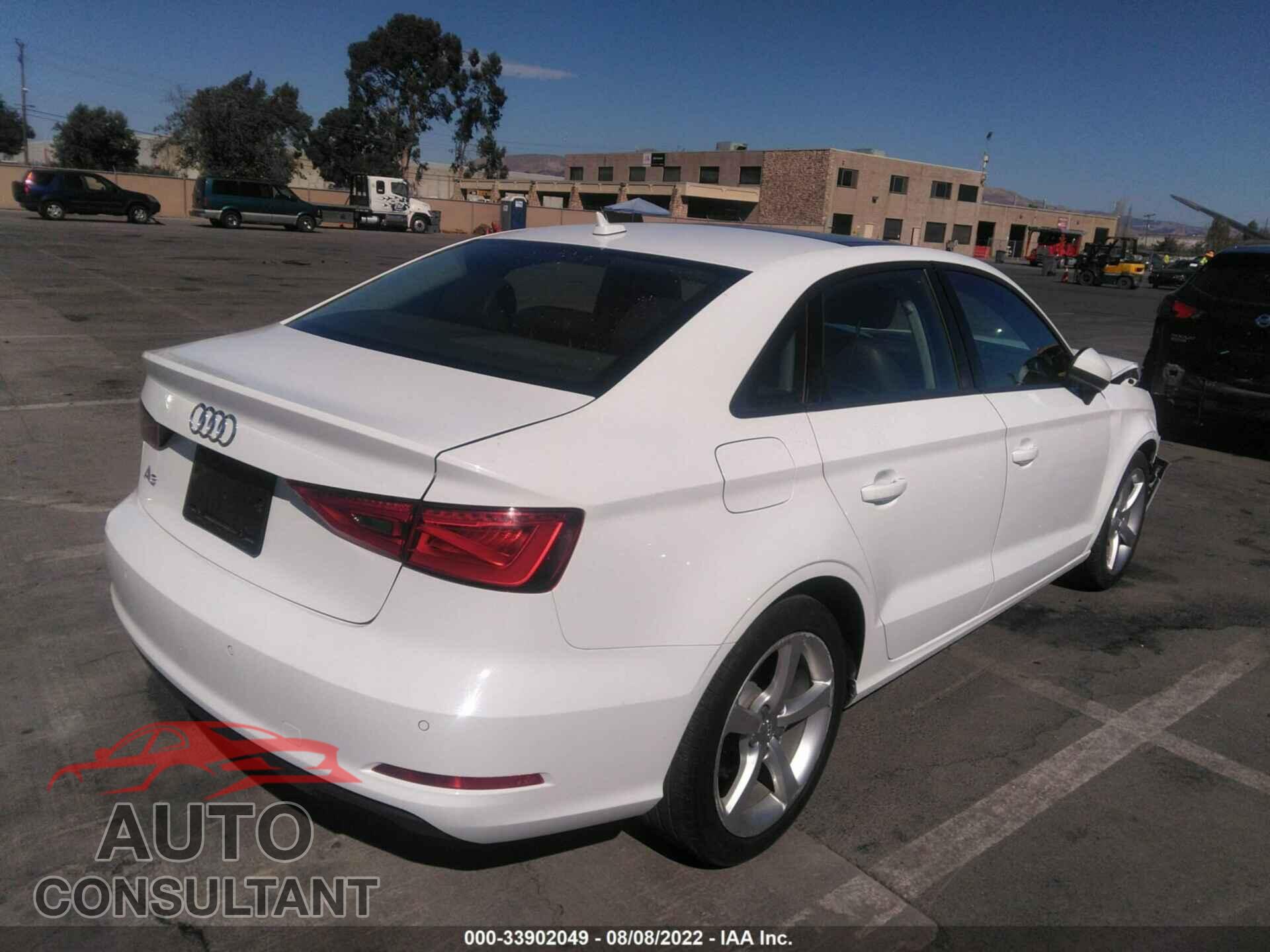 AUDI A3 2016 - WAUA7GFF5G1050107